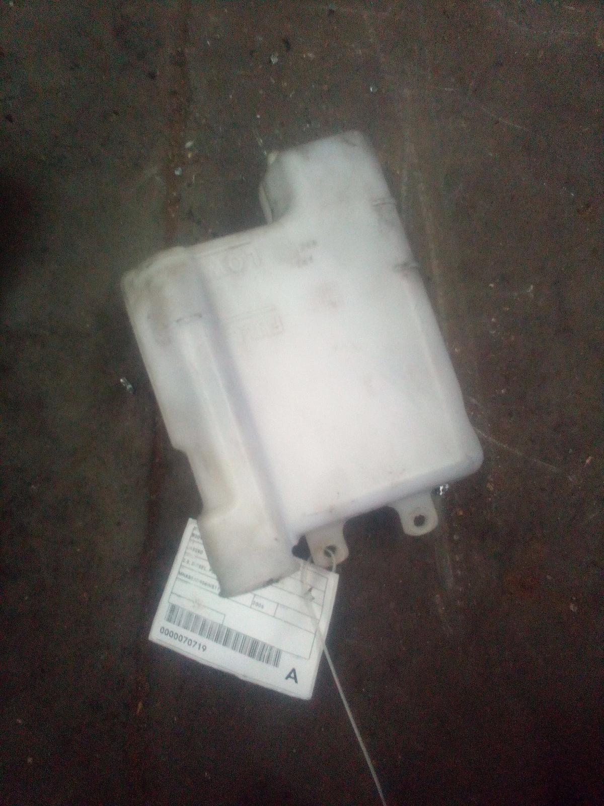 View Auto part Overflow Bottle Ford Courier 2006