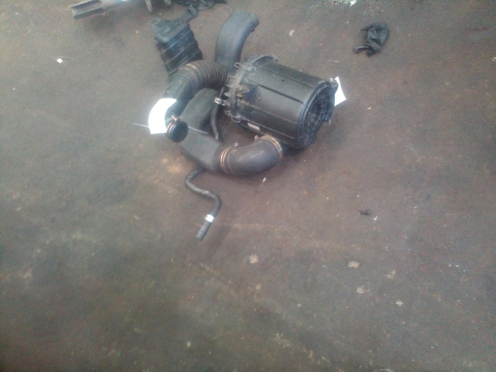 View Auto part Air Cleaner Duct/Hos Ford Courier 2006