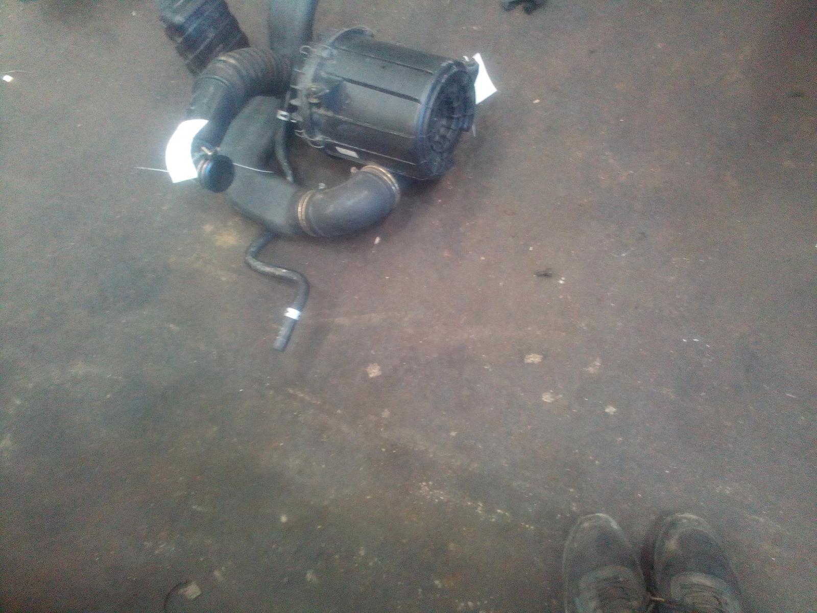 View Auto part Air Cleaner Duct/Hos Ford Courier 2006