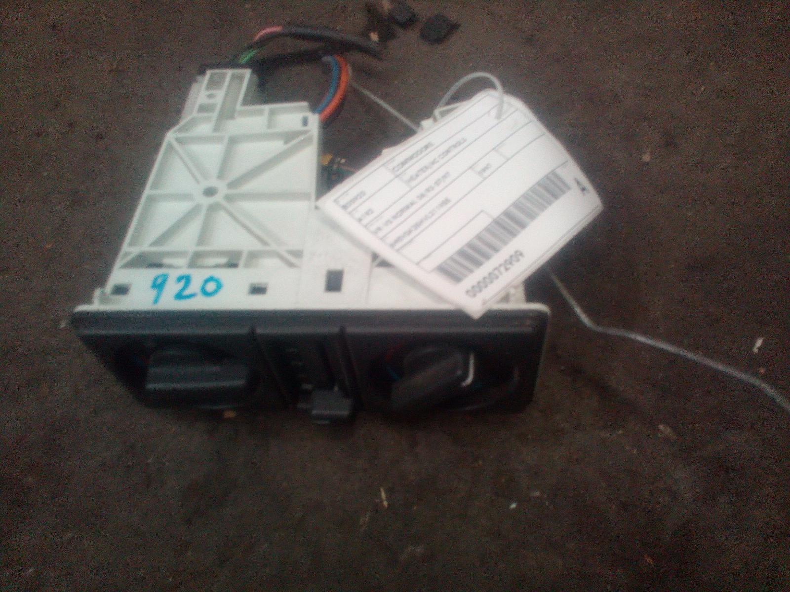 View Auto part Heater/Ac Controls Holden Commodore 1997