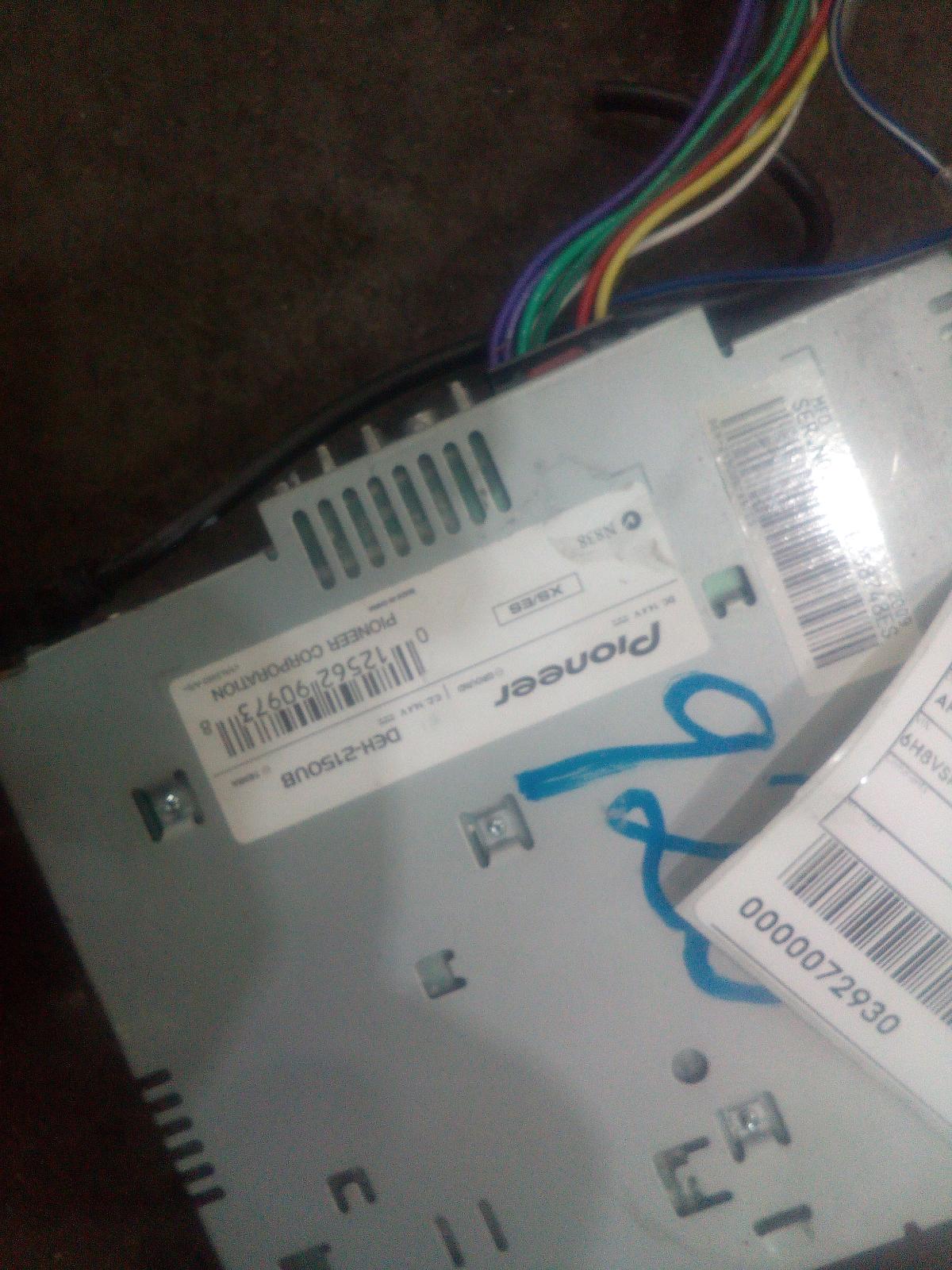 View Auto part Radio/Cd/Dvd/Sat/Tv Holden Commodore 1997