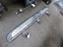 View Auto part Side Step/Skirt Holden Captiva 2011