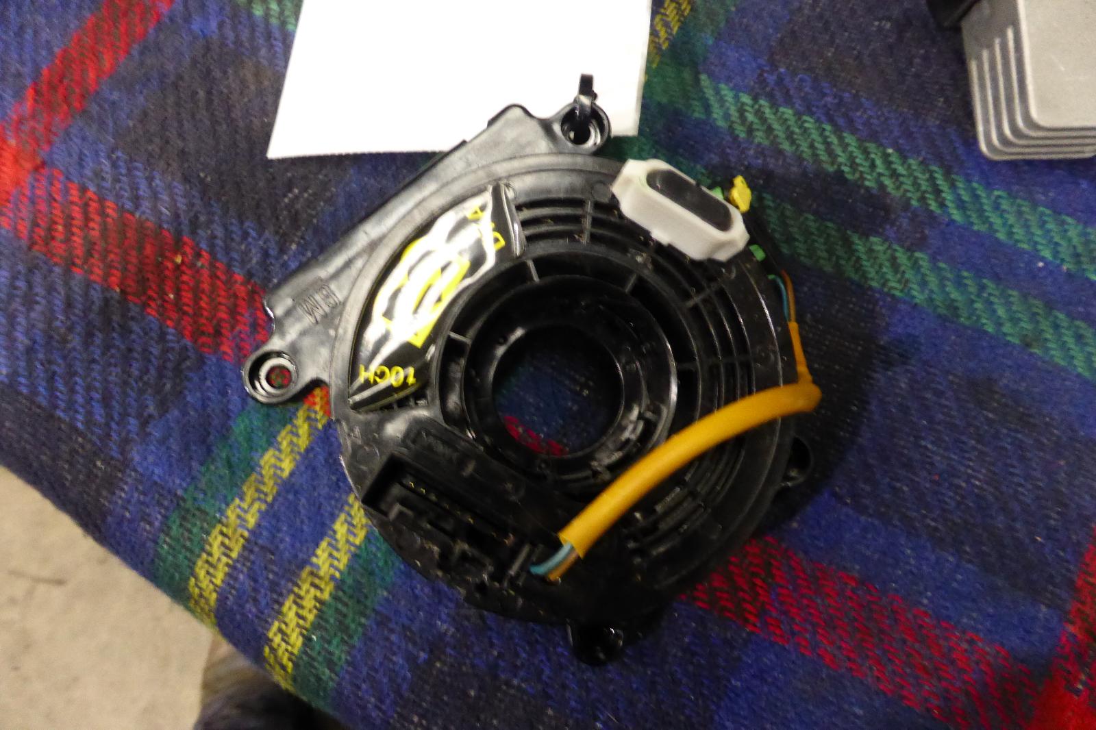 View Auto part Airbag Module/Sensor Holden Captiva 2012