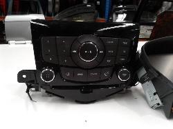 View Auto part Radio/Cd/Dvd/Sat/Tv Holden Cruze 2013