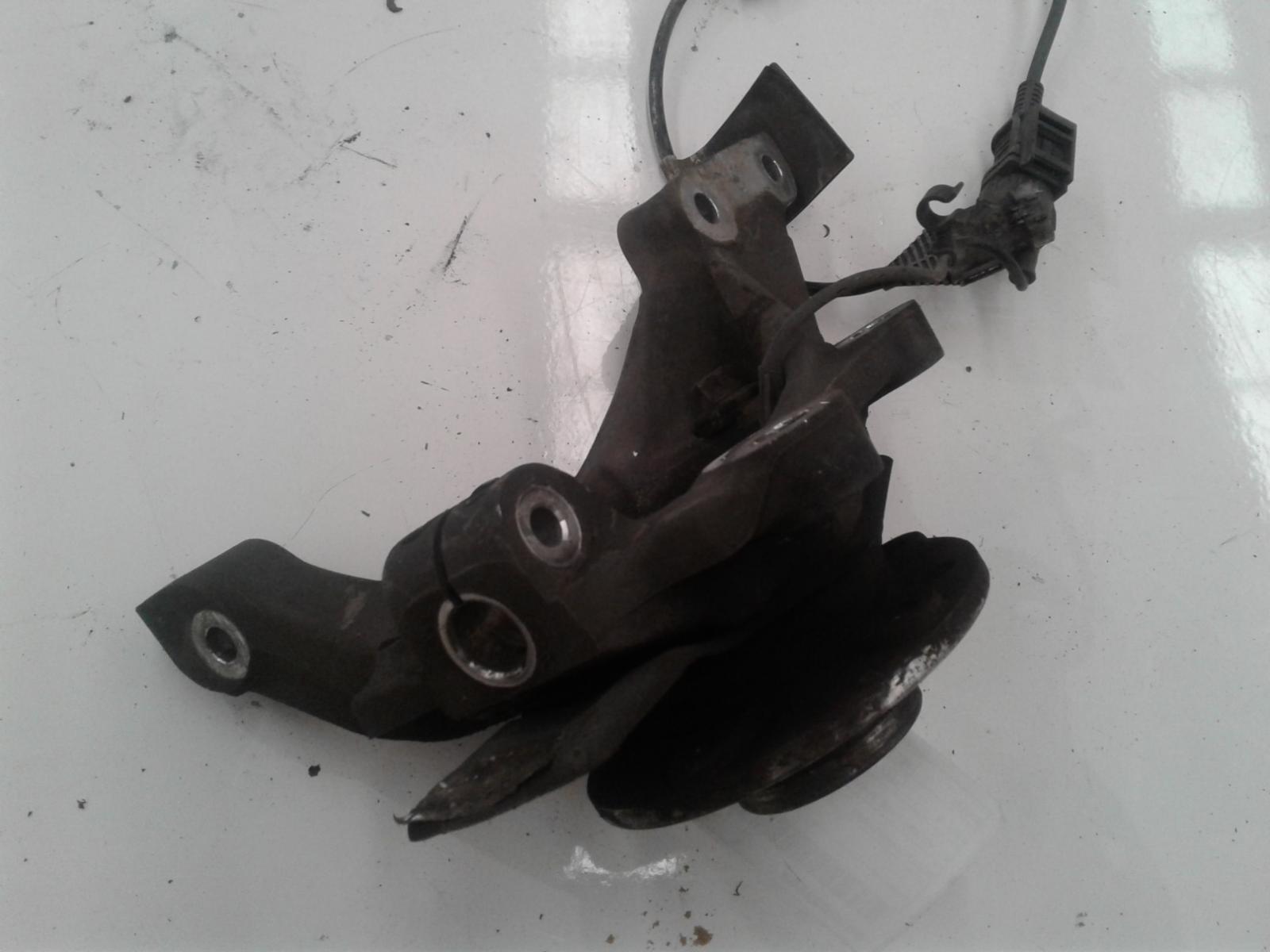 View Auto part Left Front Hub Assembly Holden Vectra 2006