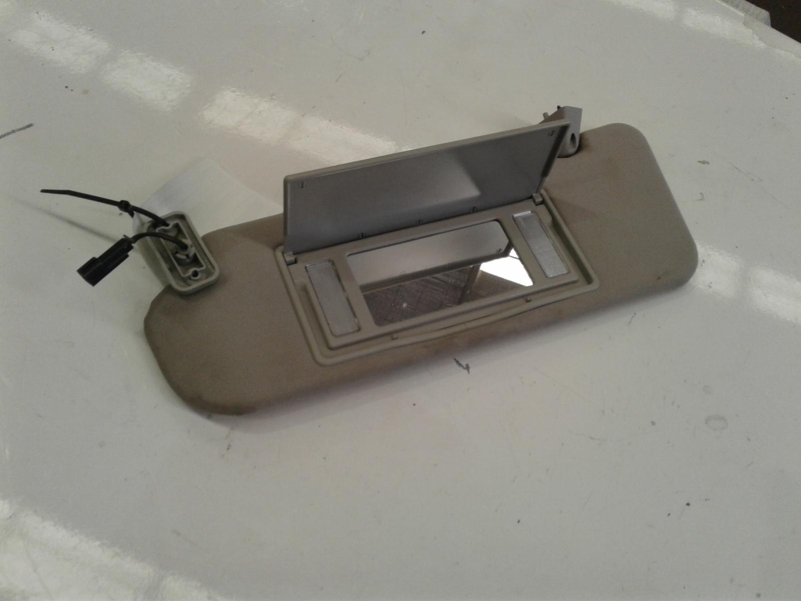 2003 Holden Statesman/caprice Sunvisor View Auto part Sunvisor Holden Statesman/caprice 2003