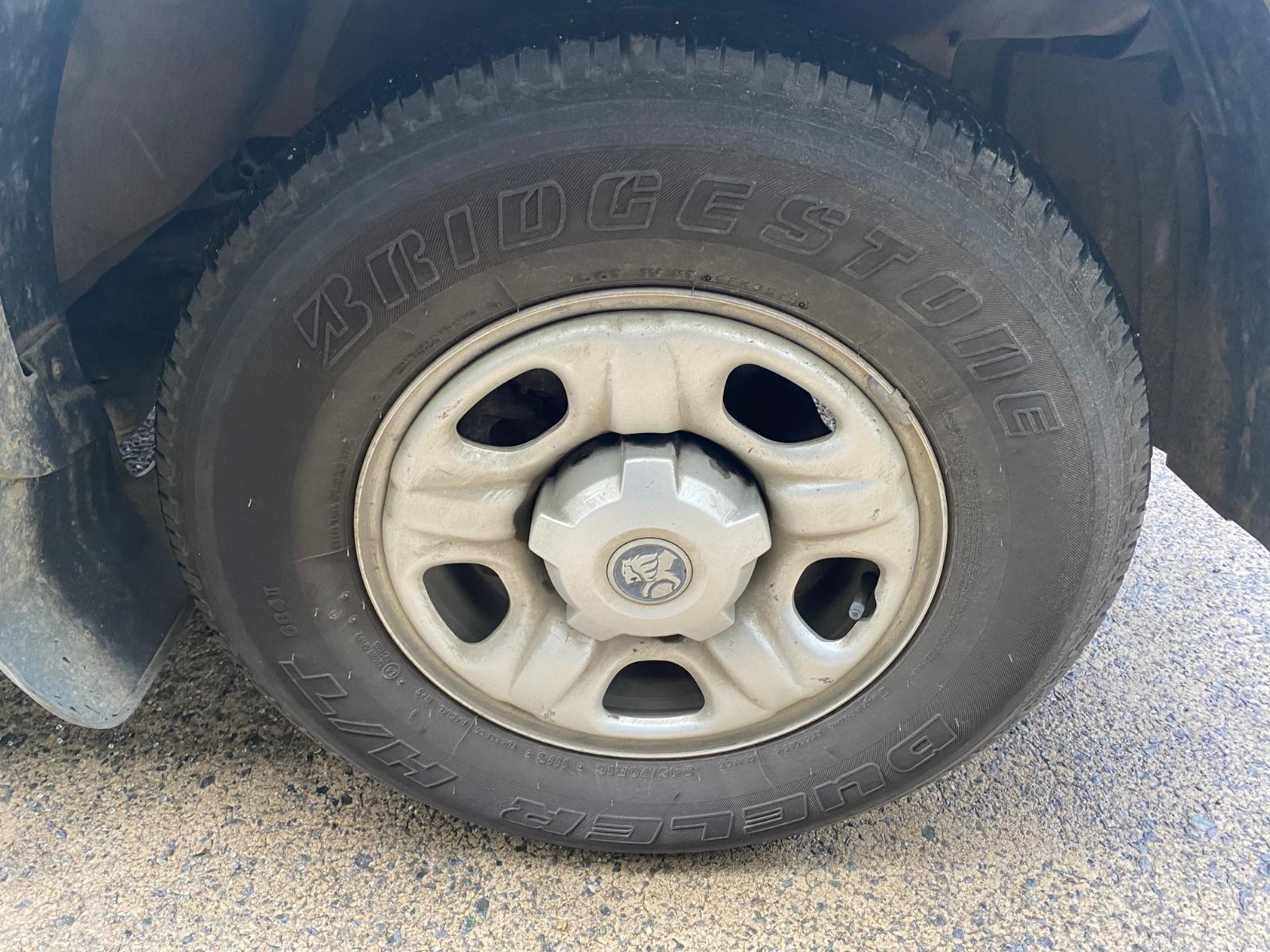 2013 Holden Colorado Right Front Hub Assembly View Auto part Right Front Hub Assembly Holden Colorado 2013