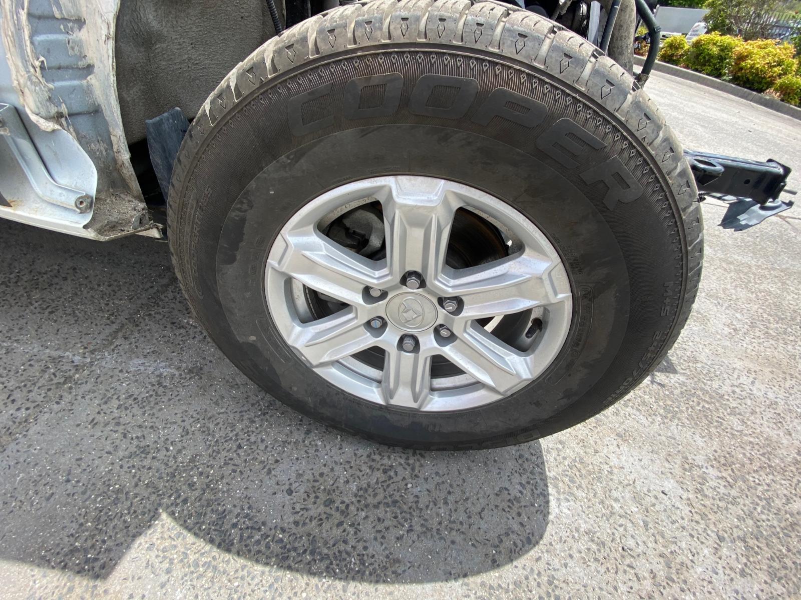 View Auto part Spare Wheel Winch Ldv T60 2019