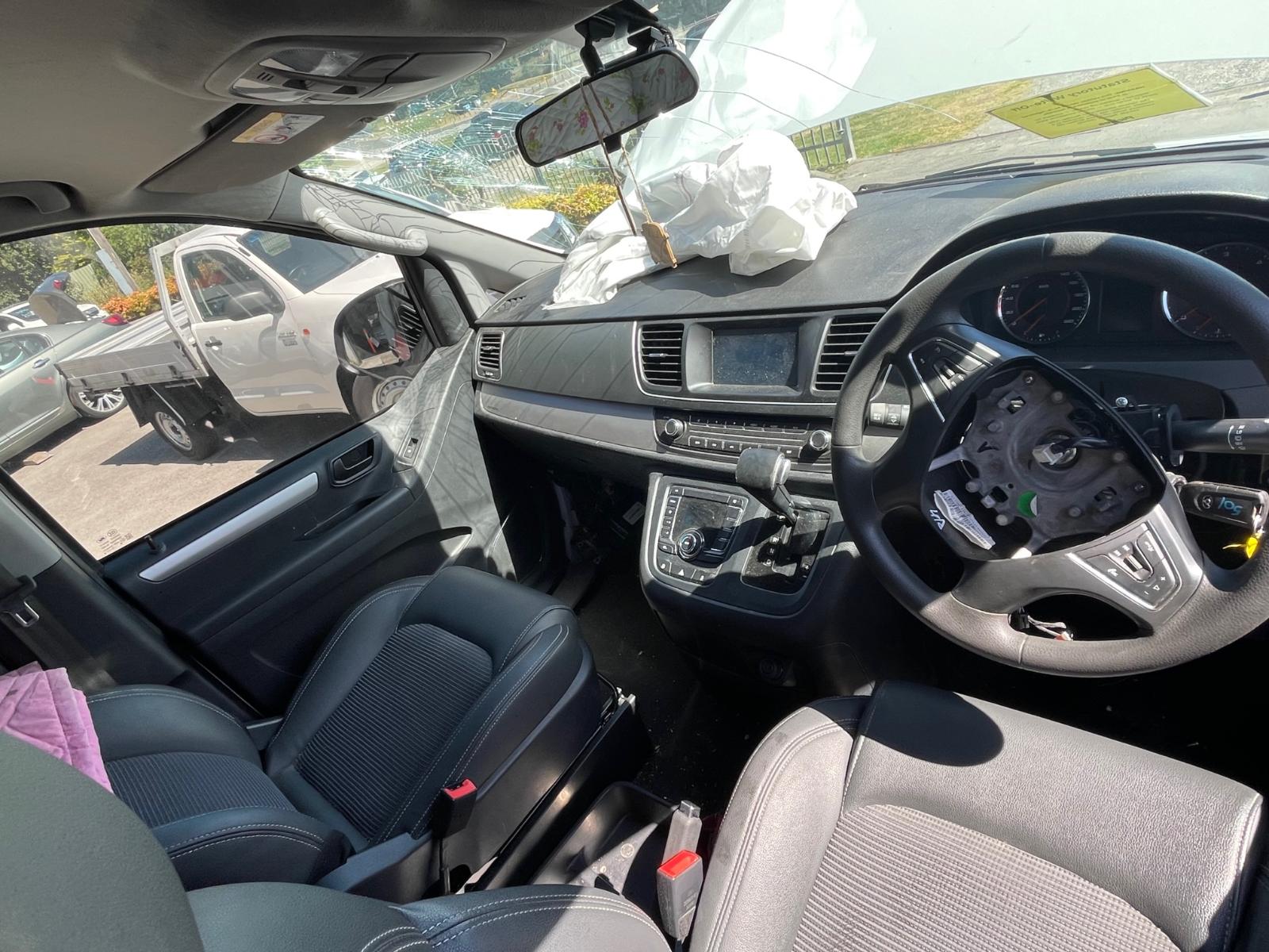 View Auto part Console Ldv G10 2020
