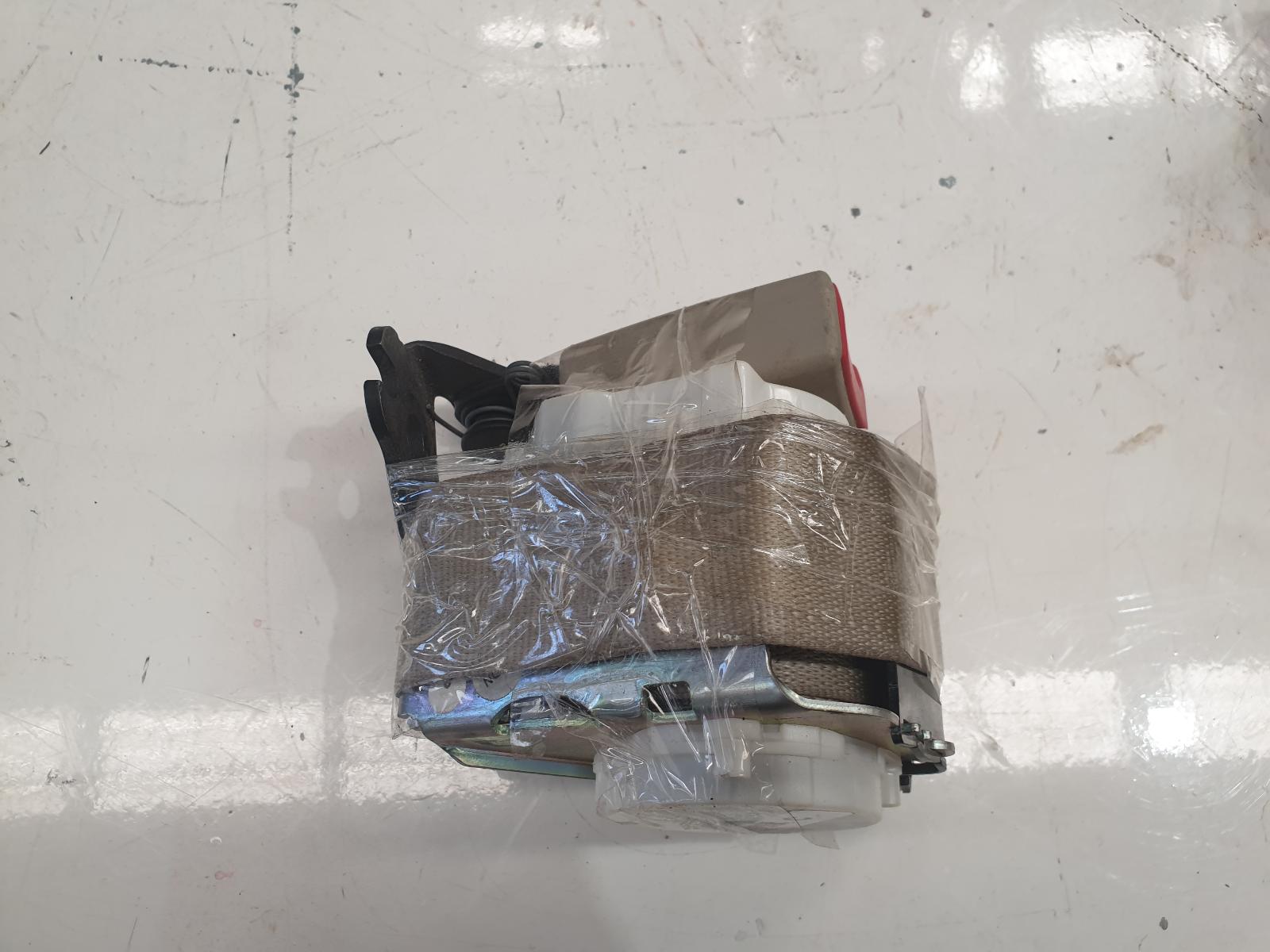 View Auto part Seatbelt/Stalk Holden Statesman/caprice 2010