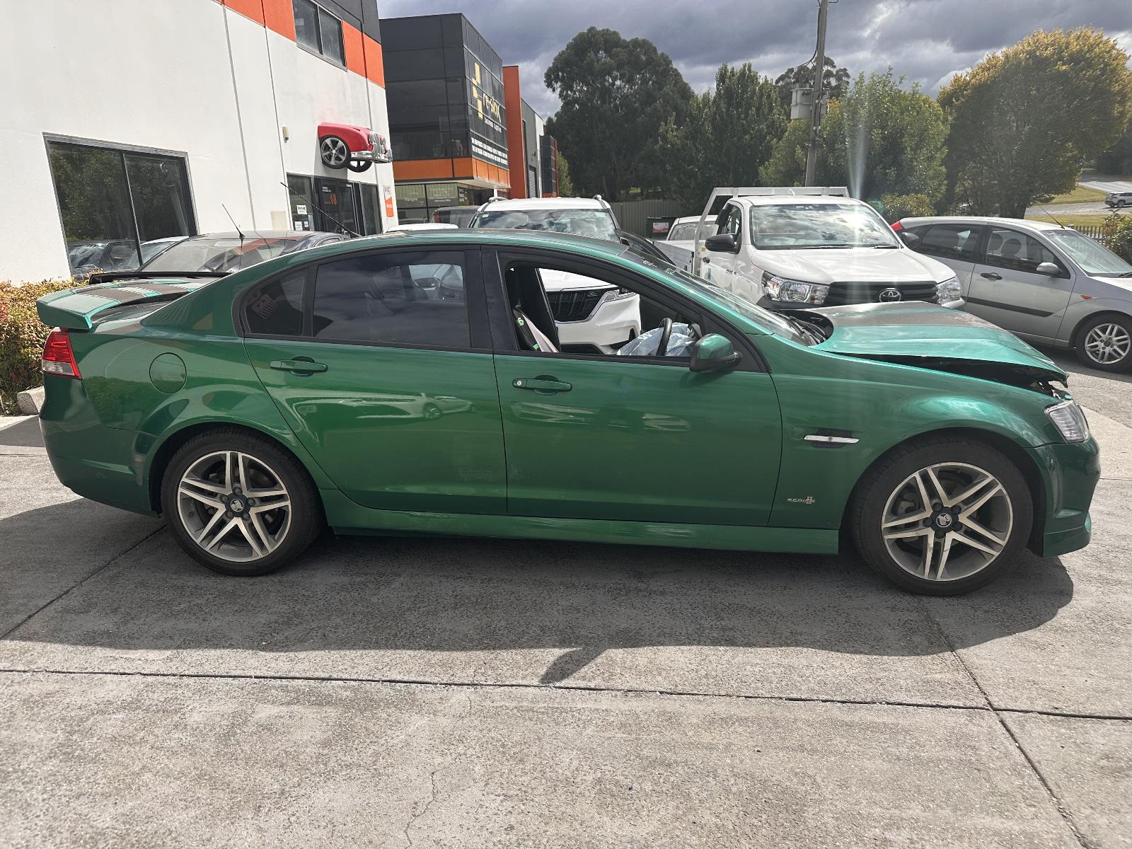 View Auto part Differential Centre Holden Commodore 2011