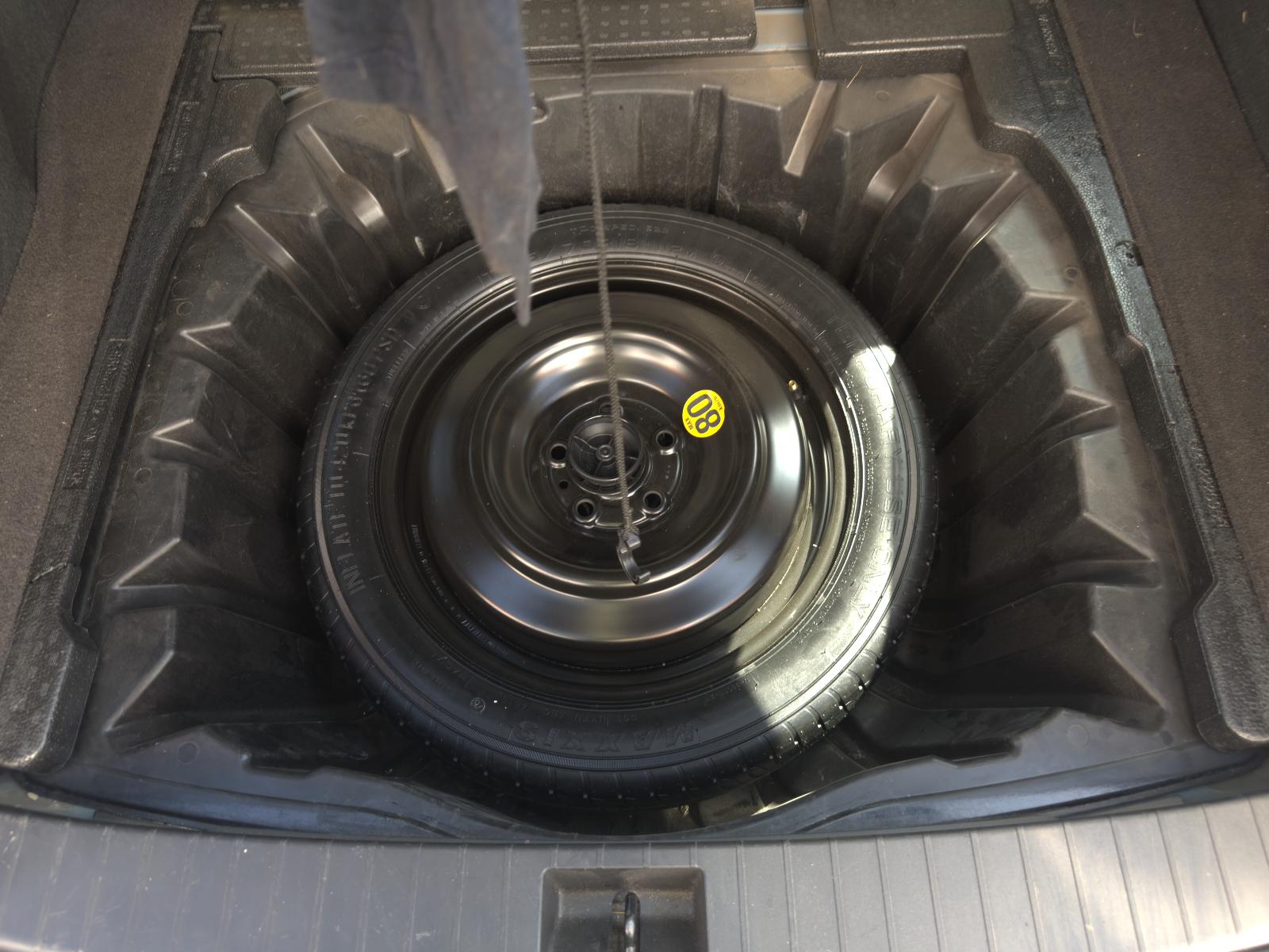 View Auto part Right Indicator/Fog/Side Holden Commodore 2014