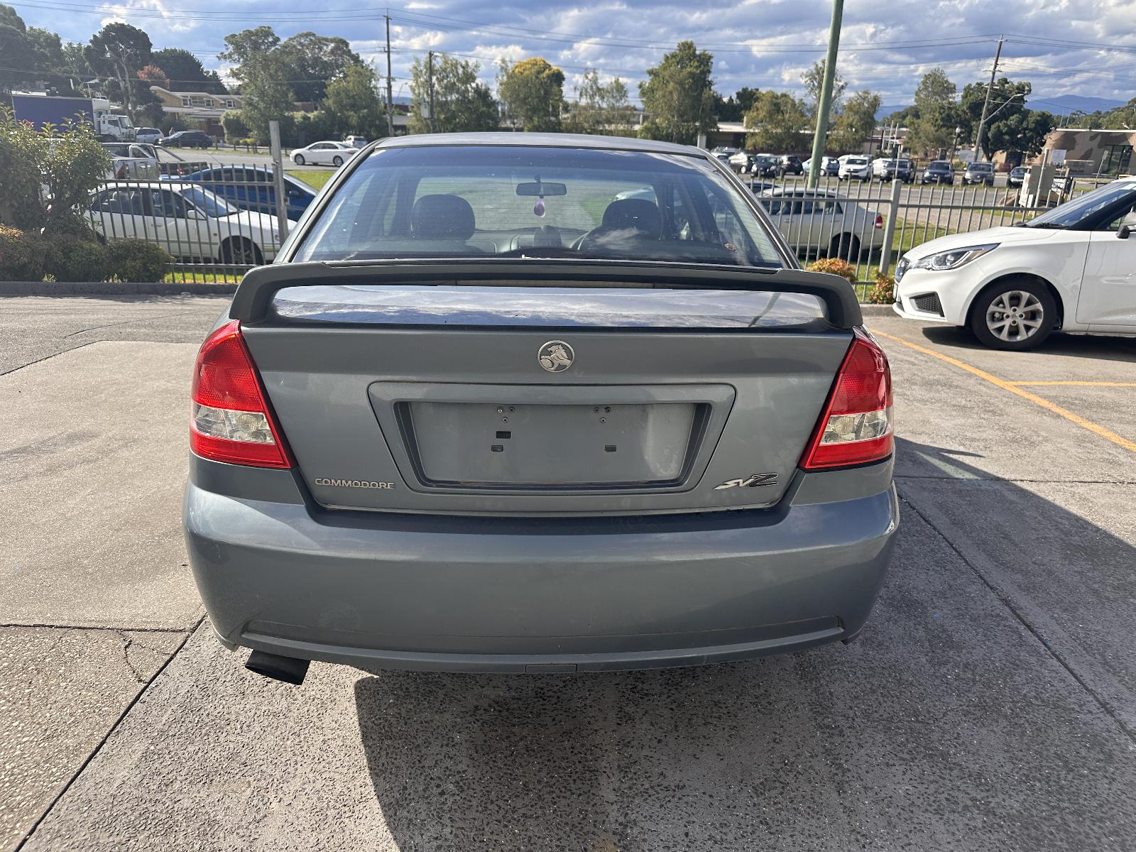 Sunvisor Commodore Holden 2006