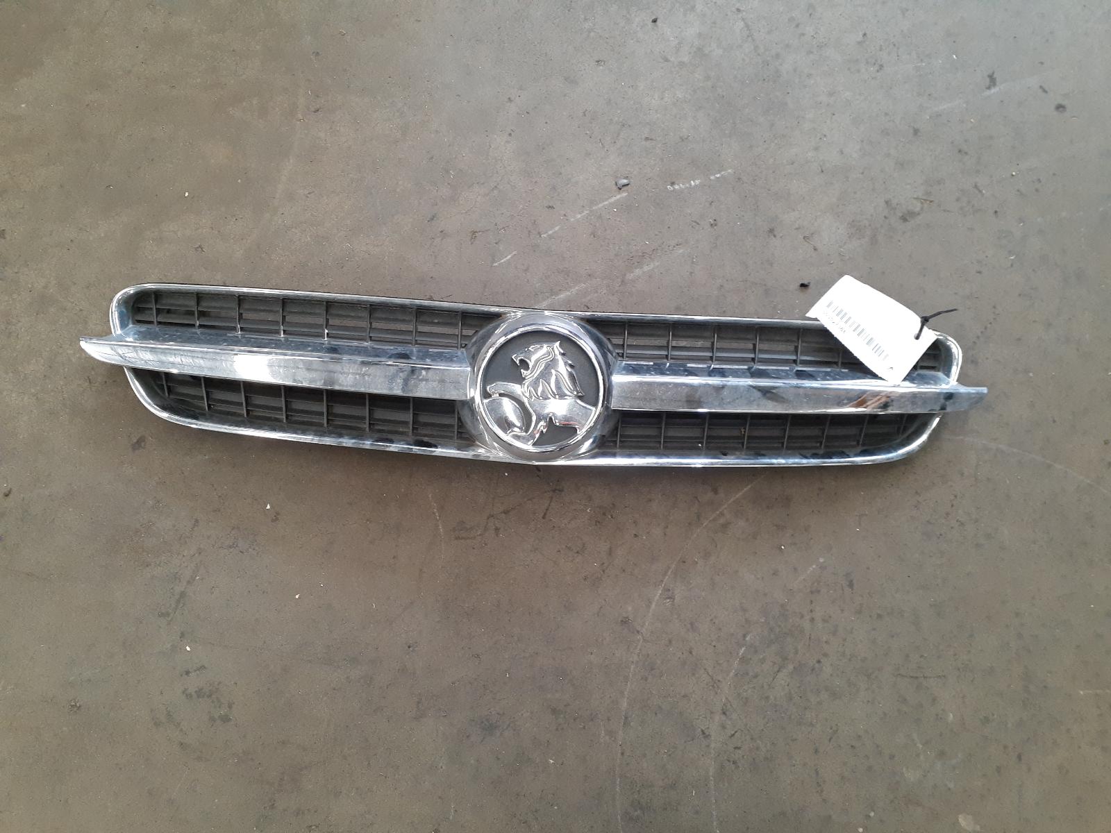 2003 Holden Vectra Grille View Auto part Grille Holden Vectra 2003