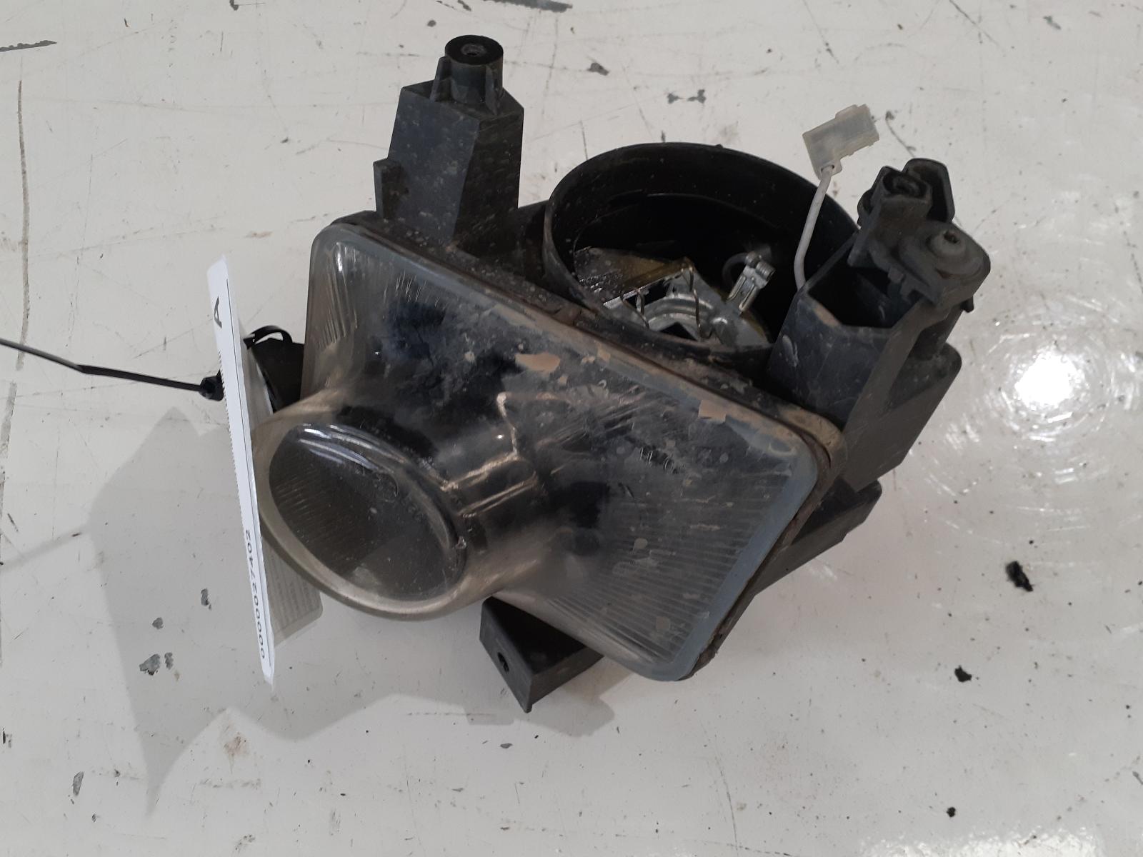 View Auto part Right Indicator/Fog/Side Holden Vectra 2003