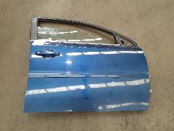 View Auto part Right Front Door Holden Vectra 2003