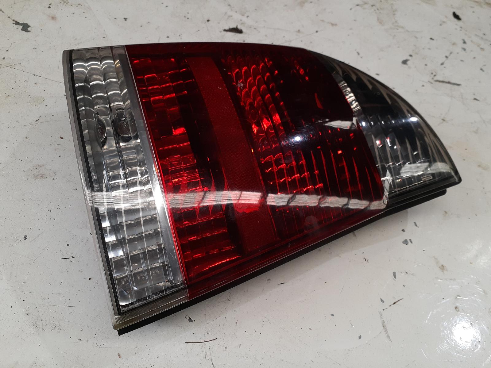 2003 Holden Vectra Left Taillight View Auto part Left Taillight Holden Vectra 2003