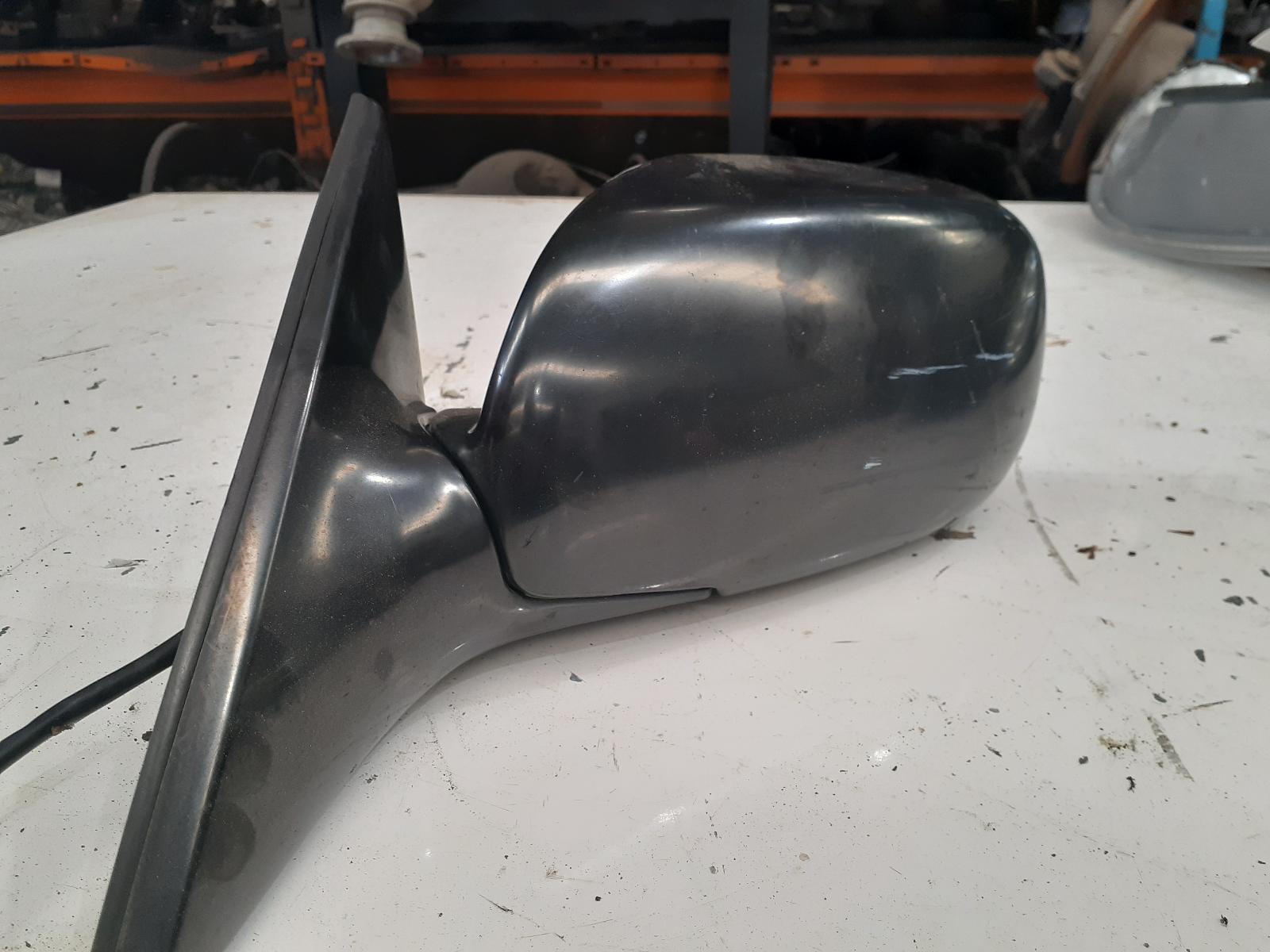 View Auto part Left Door Mirror Toyota Camry 2005