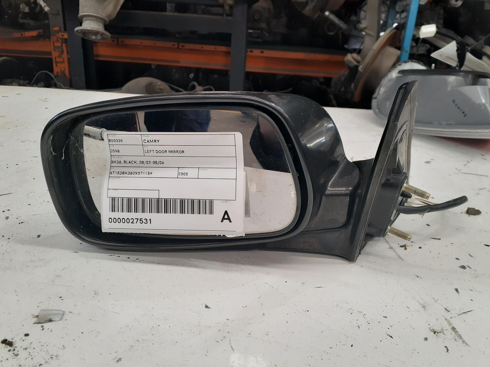 View Auto part Left Door Mirror Toyota Camry 2005