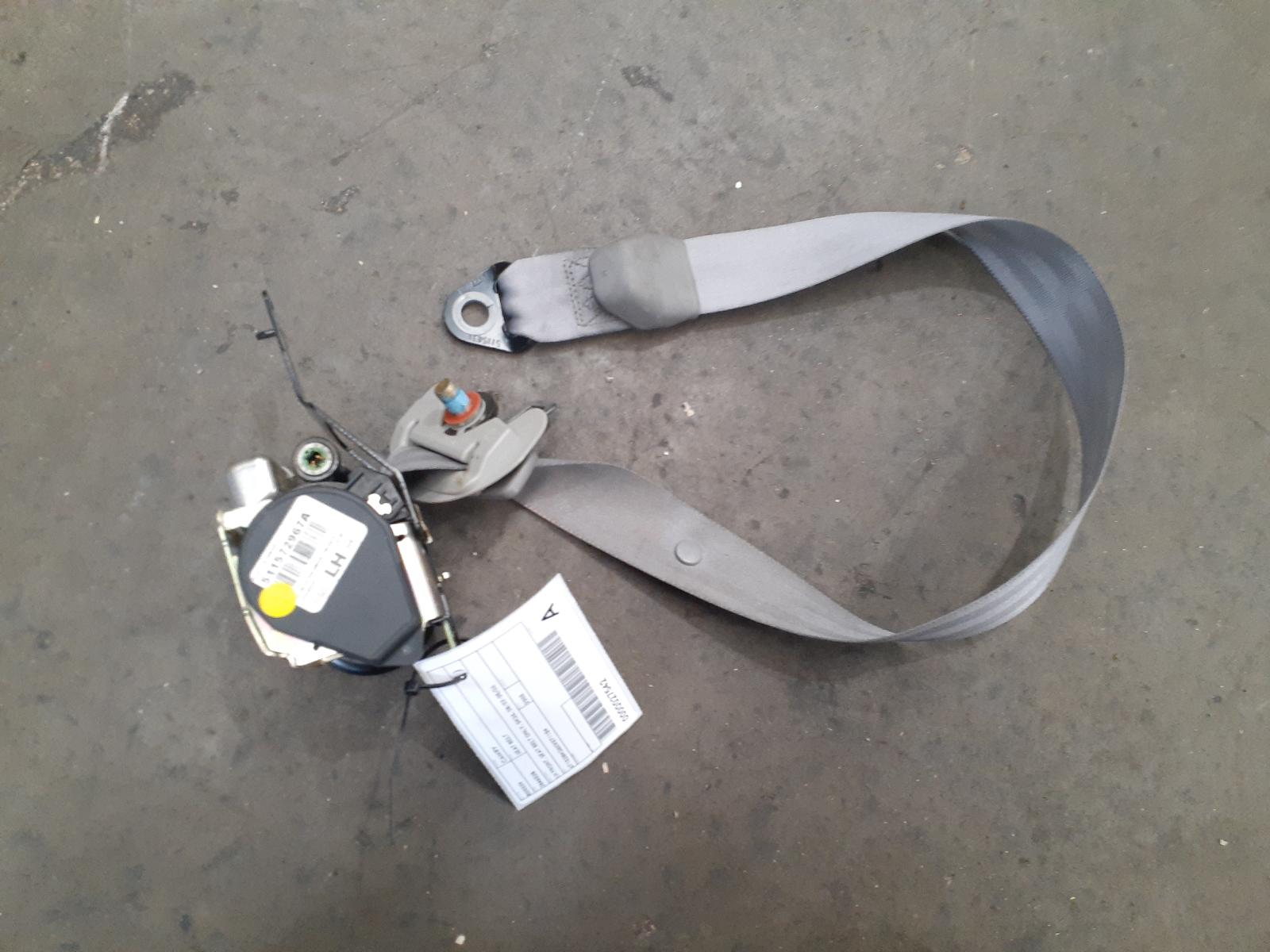 2005 Toyota Camry Seatbelt/Stalk View Auto part Seatbelt/Stalk Toyota Camry 2005
