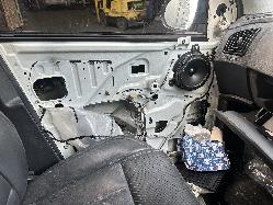 View Auto part Glove Box Mahindra Xuv500 2016