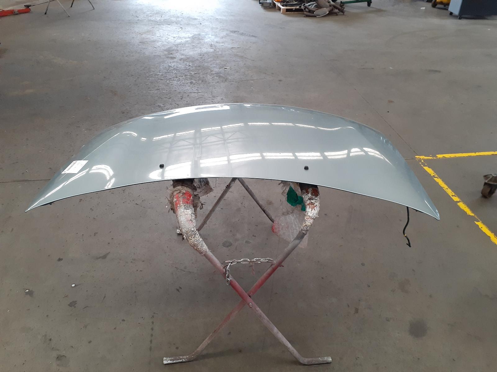 2009 Mitsubishi Outlander Bonnet View Auto part Bonnet Mitsubishi Outlander 2009