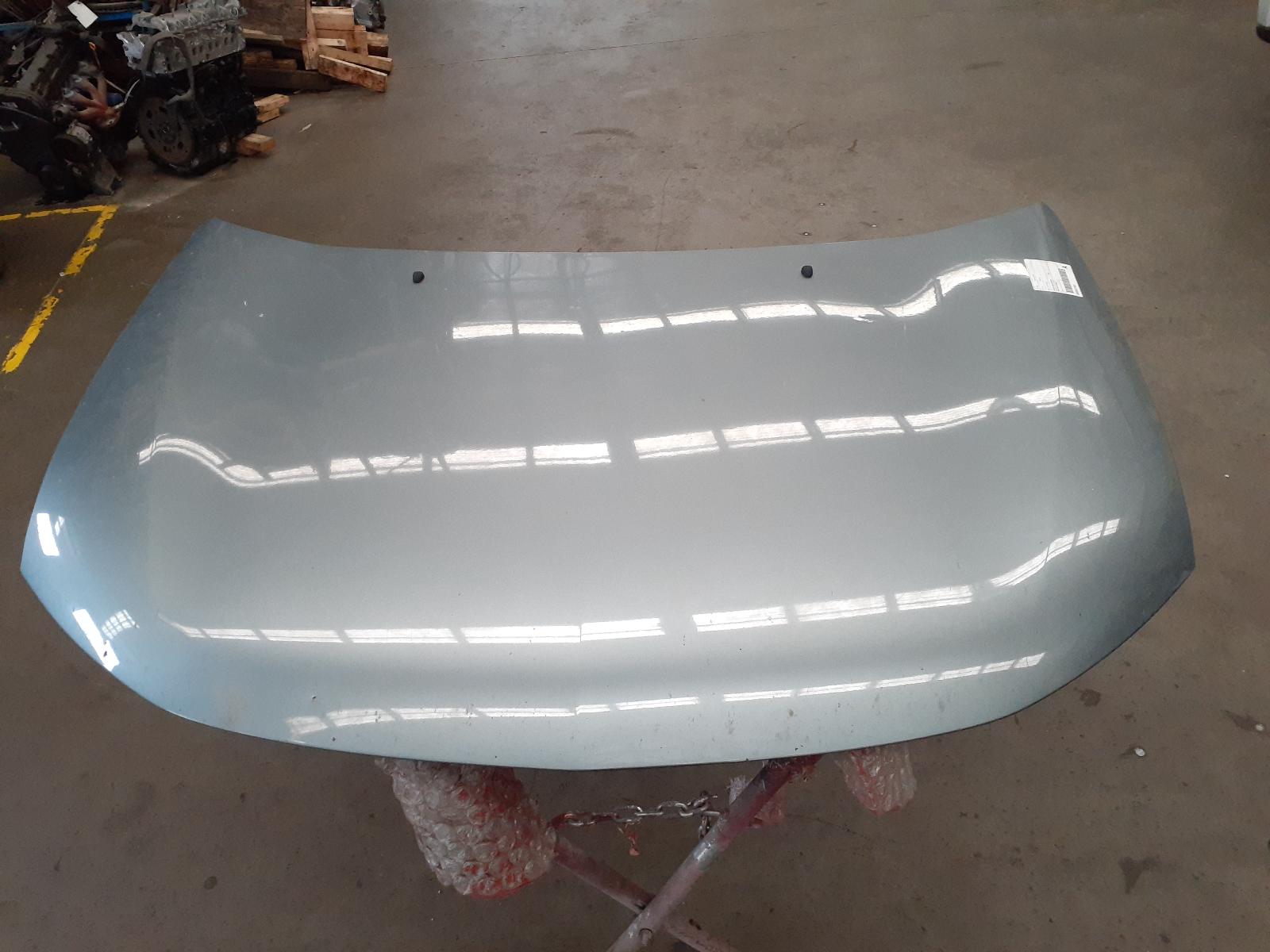 2009 Mitsubishi Outlander Bonnet View Auto part Bonnet Mitsubishi Outlander 2009