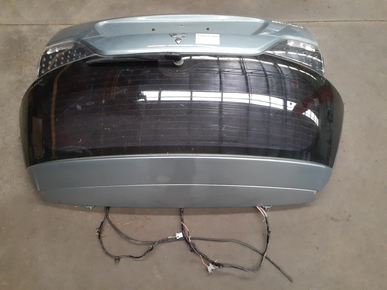 View Auto part Bootlid/Tailgate Mitsubishi Outlander 2009