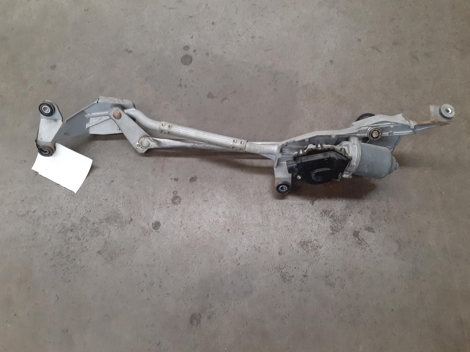 View Auto part Wiper Motor Mitsubishi Outlander 2009
