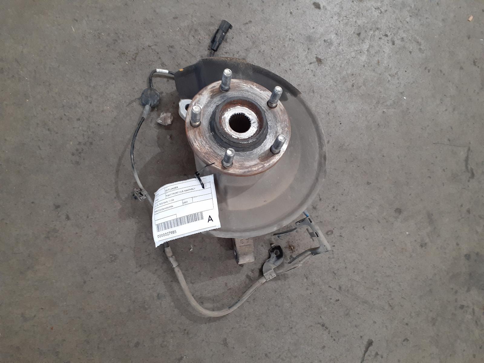 View Auto part Right Front Hub Assembly Mitsubishi Outlander 2009