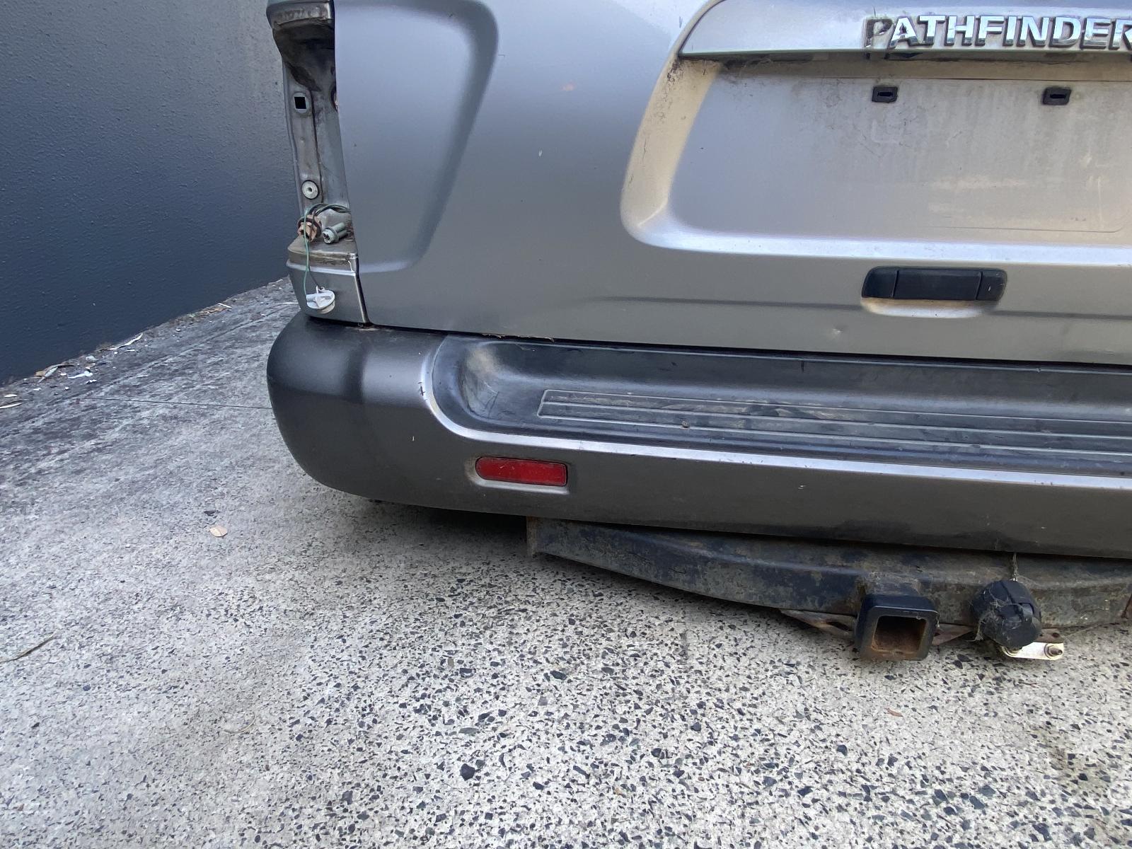 View Auto part Interior Mirror Nissan Pathfinder 2002