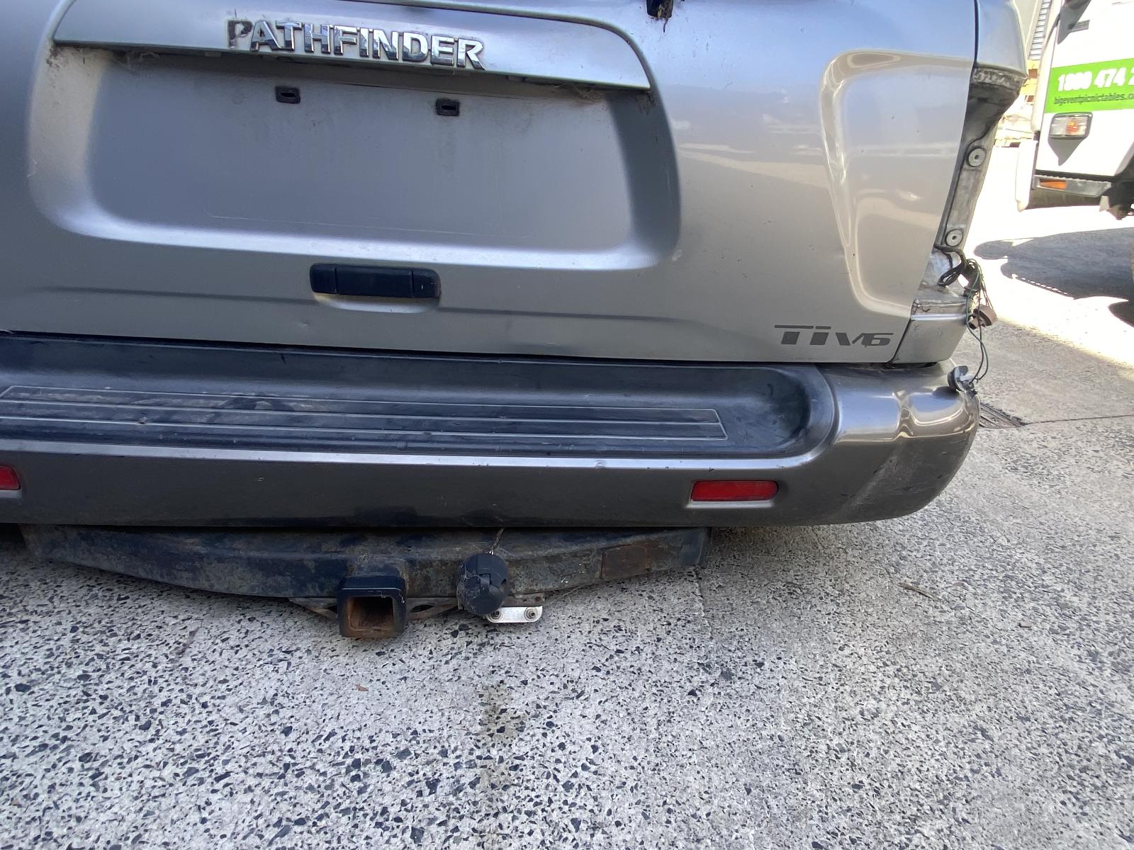 View Auto part Interior Mirror Nissan Pathfinder 2002