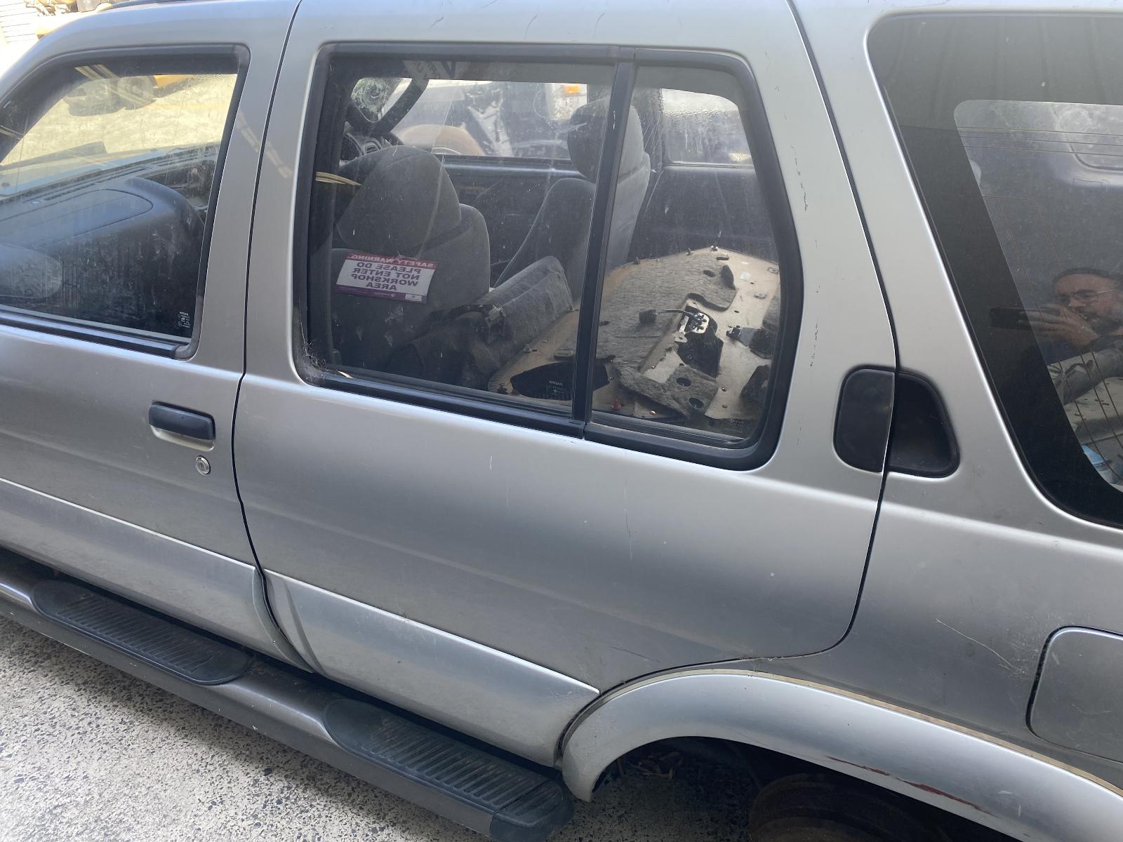 View Auto part Interior Mirror Nissan Pathfinder 2002
