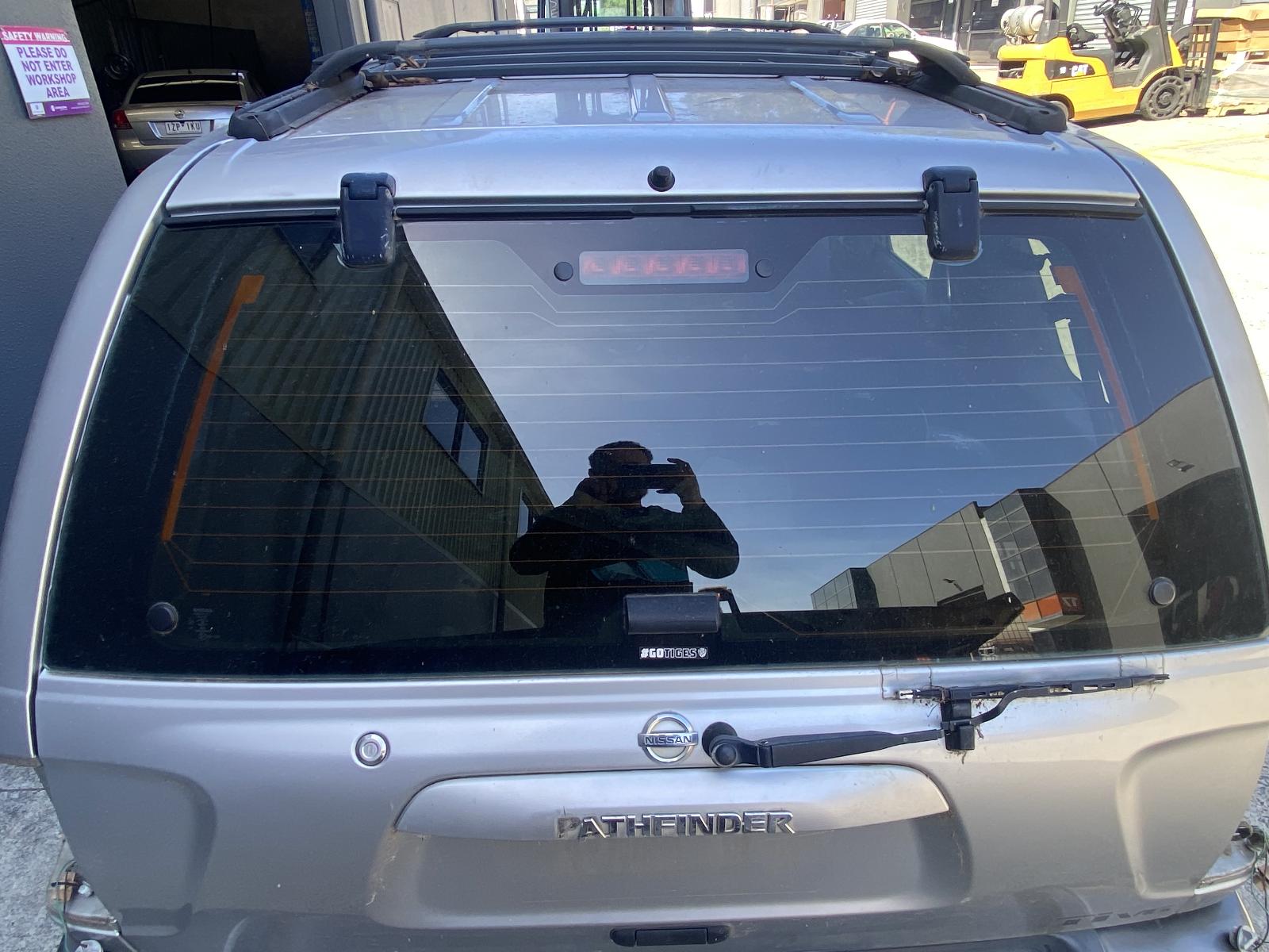 View Auto part Interior Mirror Nissan Pathfinder 2002