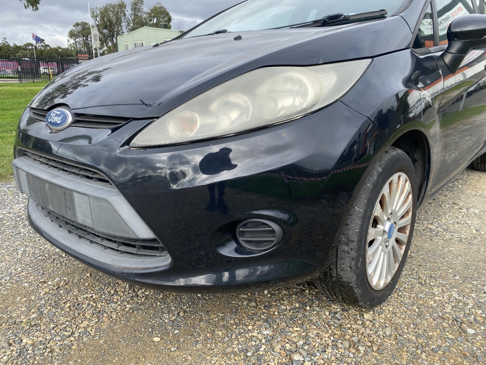 View Auto part High Level Stoplight Ford Fiesta 2013