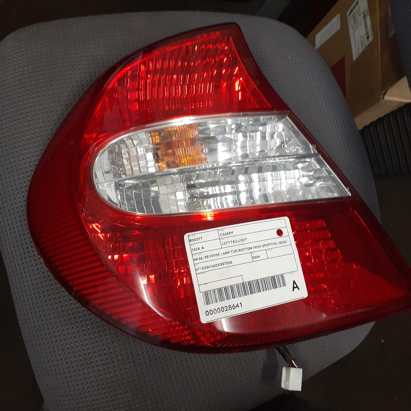 View Auto part Left Taillight Toyota Camry 2004