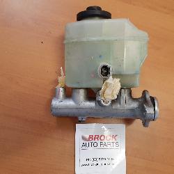 View Auto part Master Cylinder Toyota Camry 2004