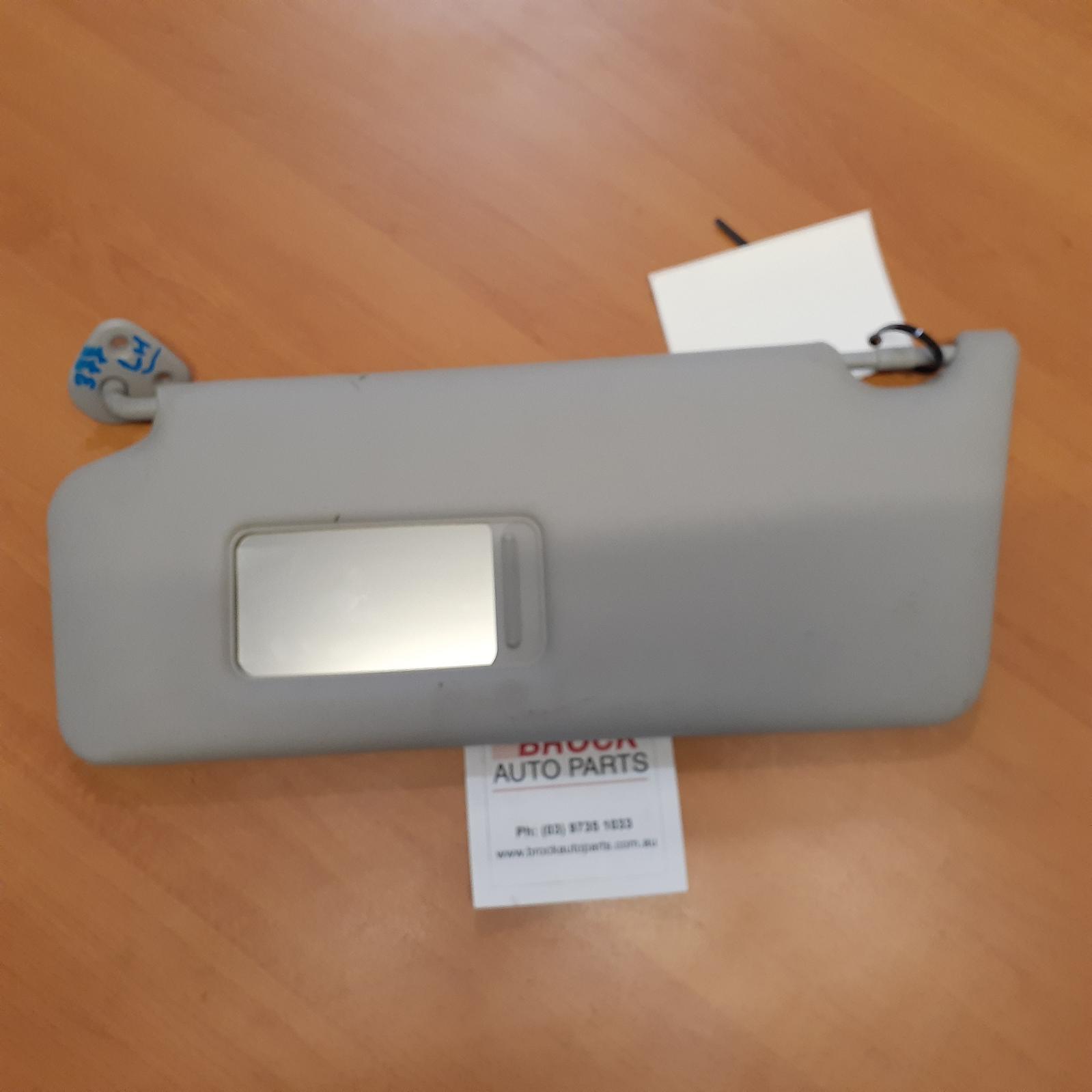 View Auto part Sunvisor Toyota Camry 2004