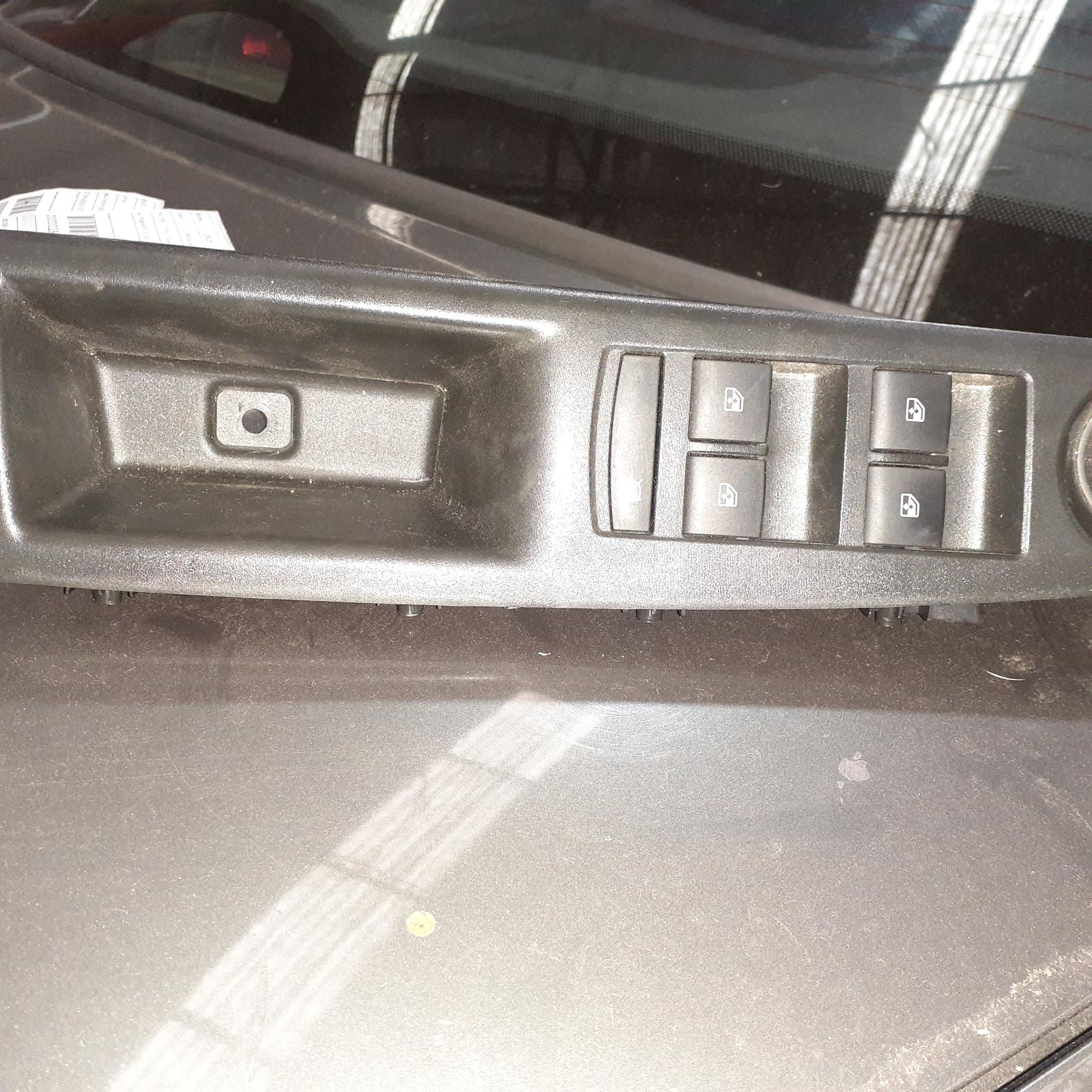 View Auto part Pwr Dr Wind Switch Holden Cruze 2015