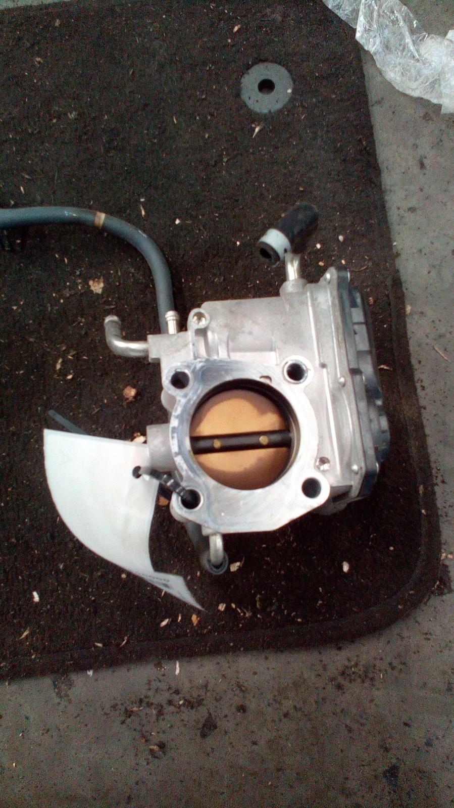 View Auto part Throttle Body Toyota Camry 2006