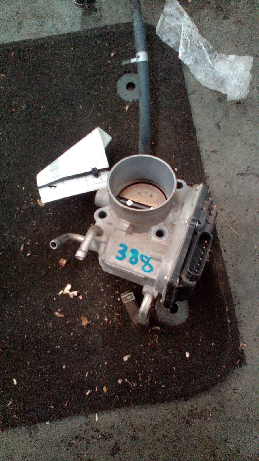 View Auto part Throttle Body Toyota Camry 2006
