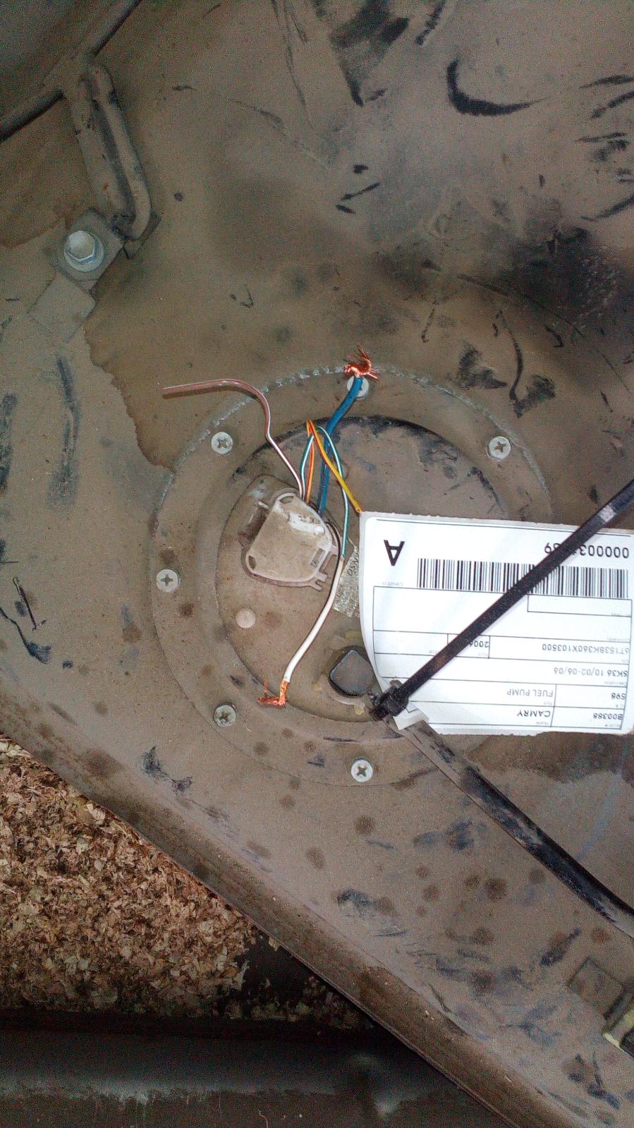 View Auto part Fuel Pump Toyota Camry 2006