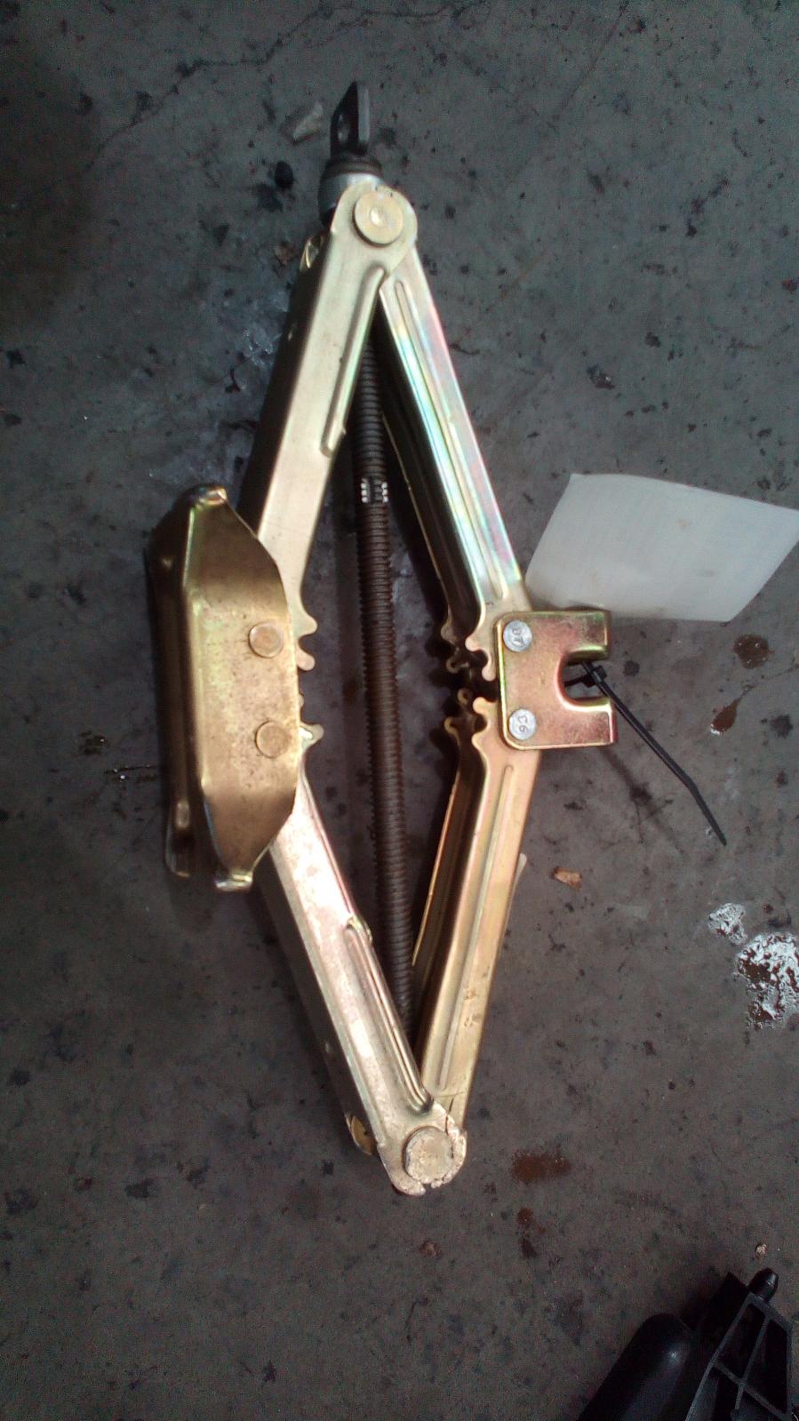 View Auto part Jack/Tool Kit Toyota Camry 2006