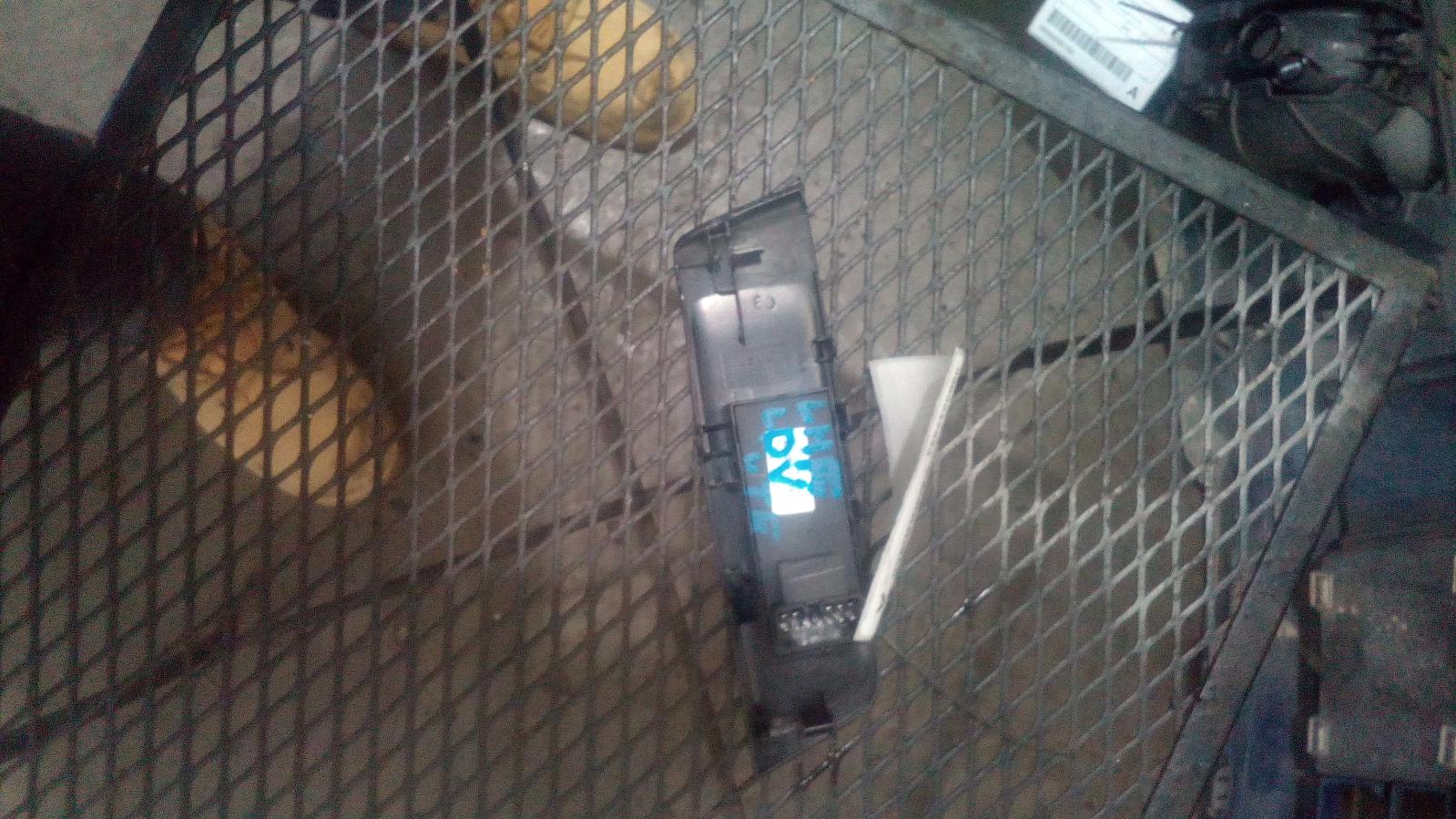 View Auto part Pwr Dr Wind Switch Ldv T60 2020