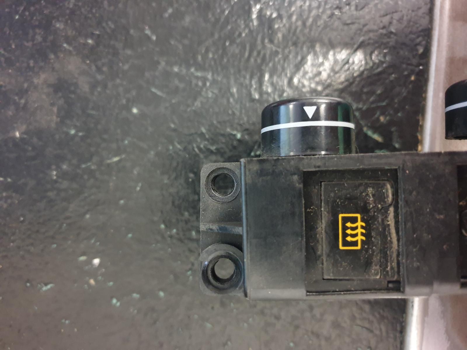 View Auto part Misc Switch/Relay Ford Laser 1987