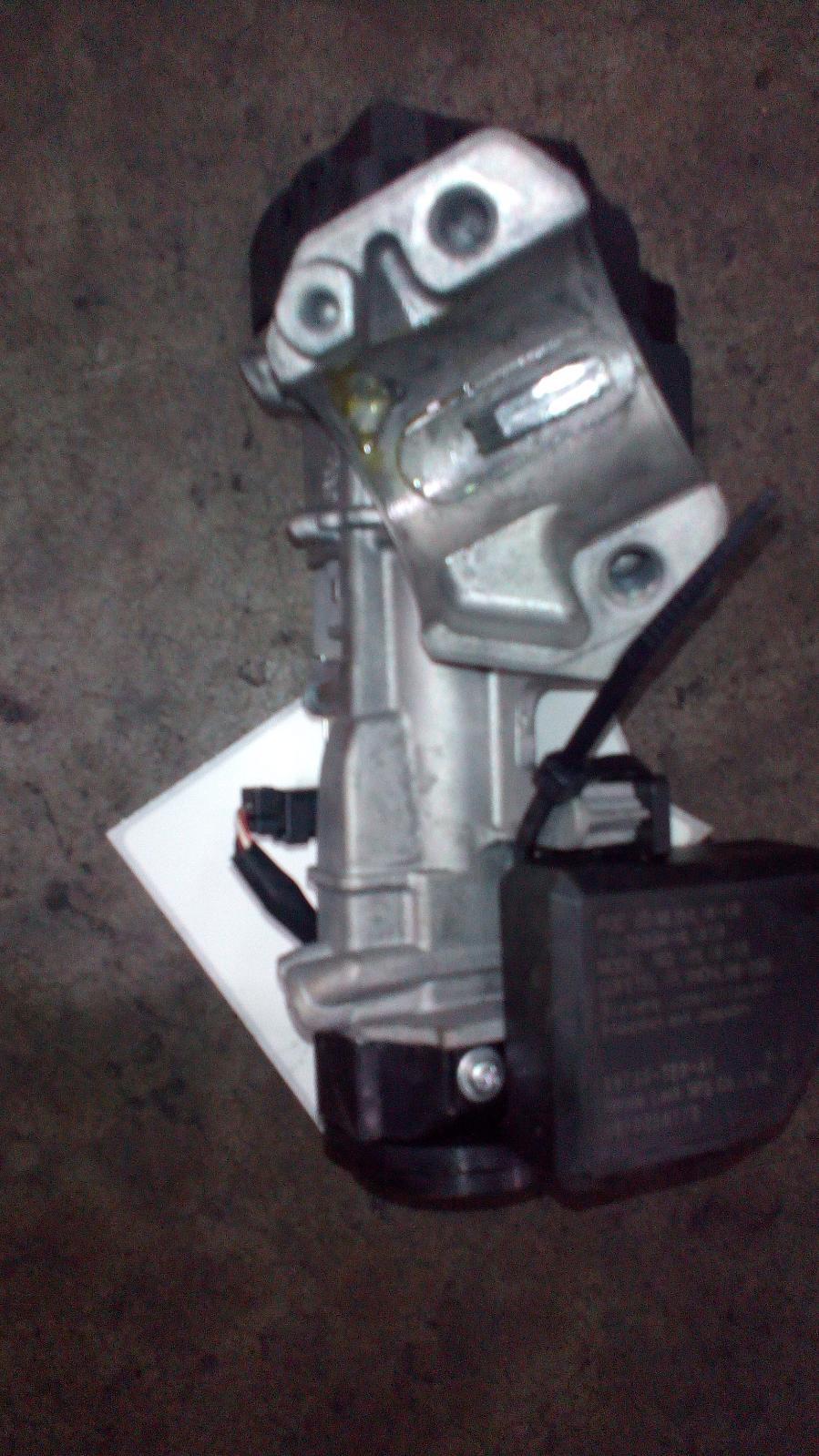 View Auto part Ignition W/ Key Honda Accord 2009