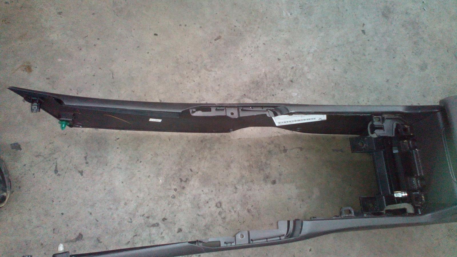 View Auto part Console Honda Accord 2009