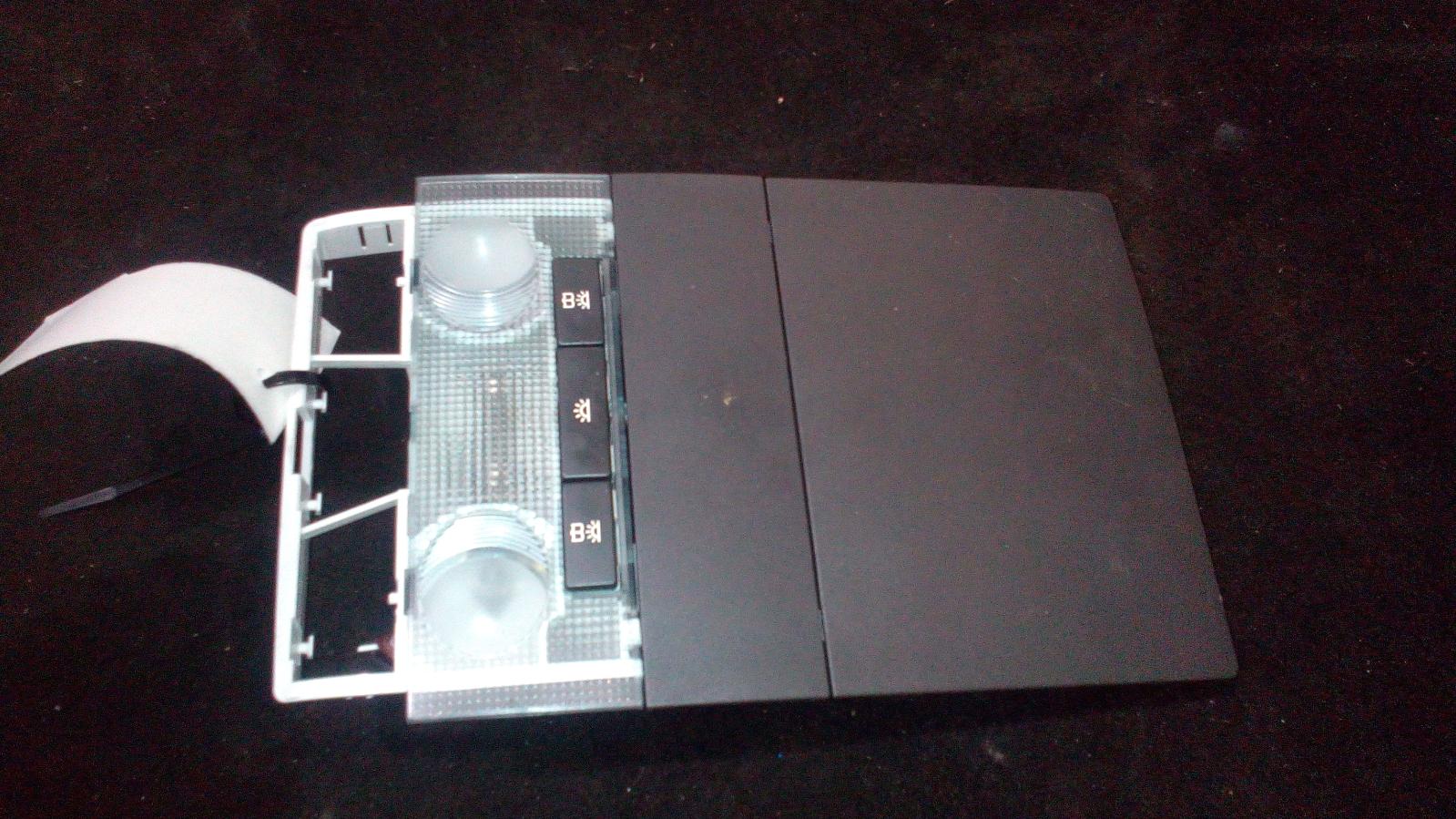 View Auto part Courtesy Light Holden Astra 2007
