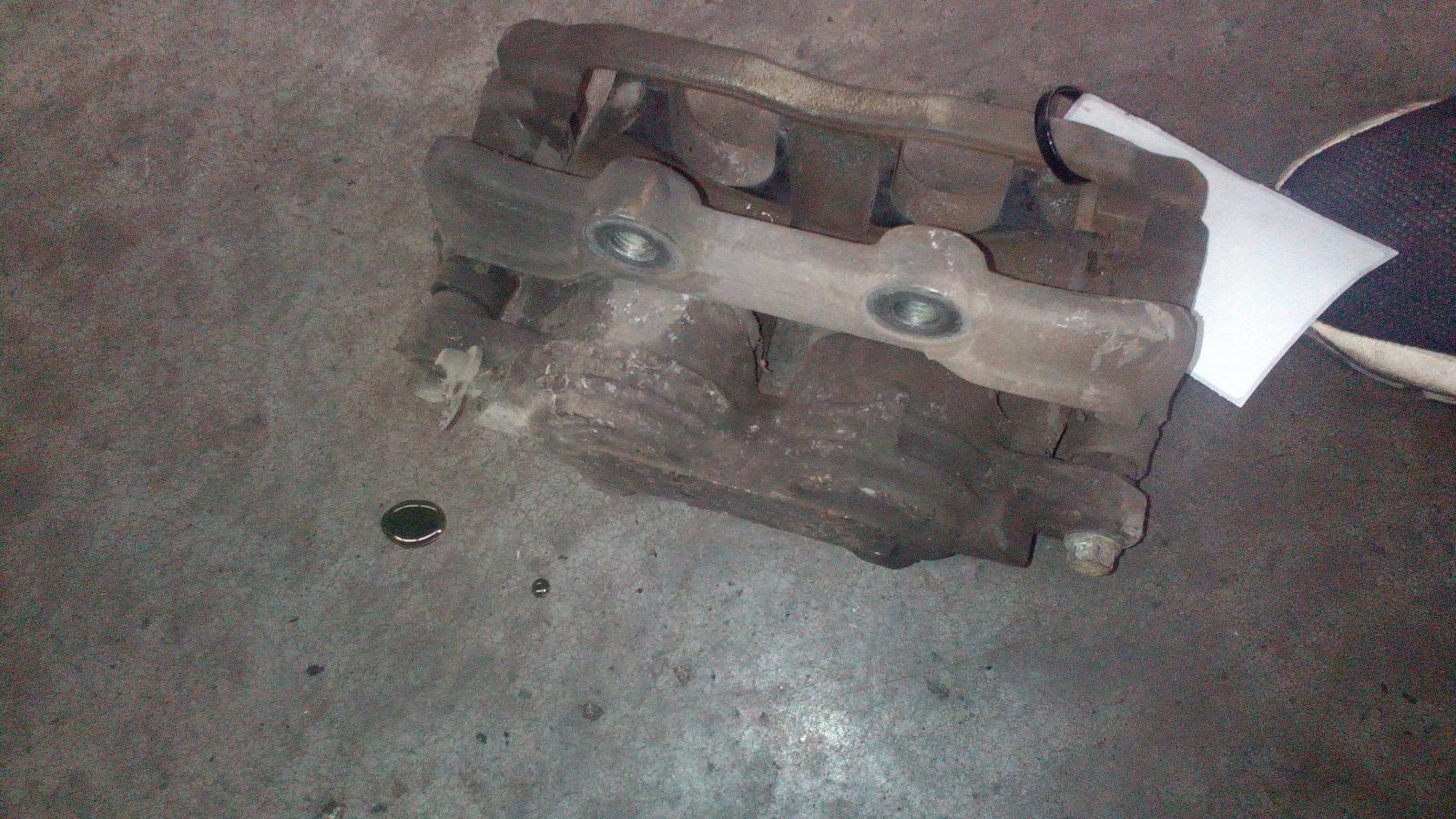 View Auto part Caliper Holden Commodore 2001