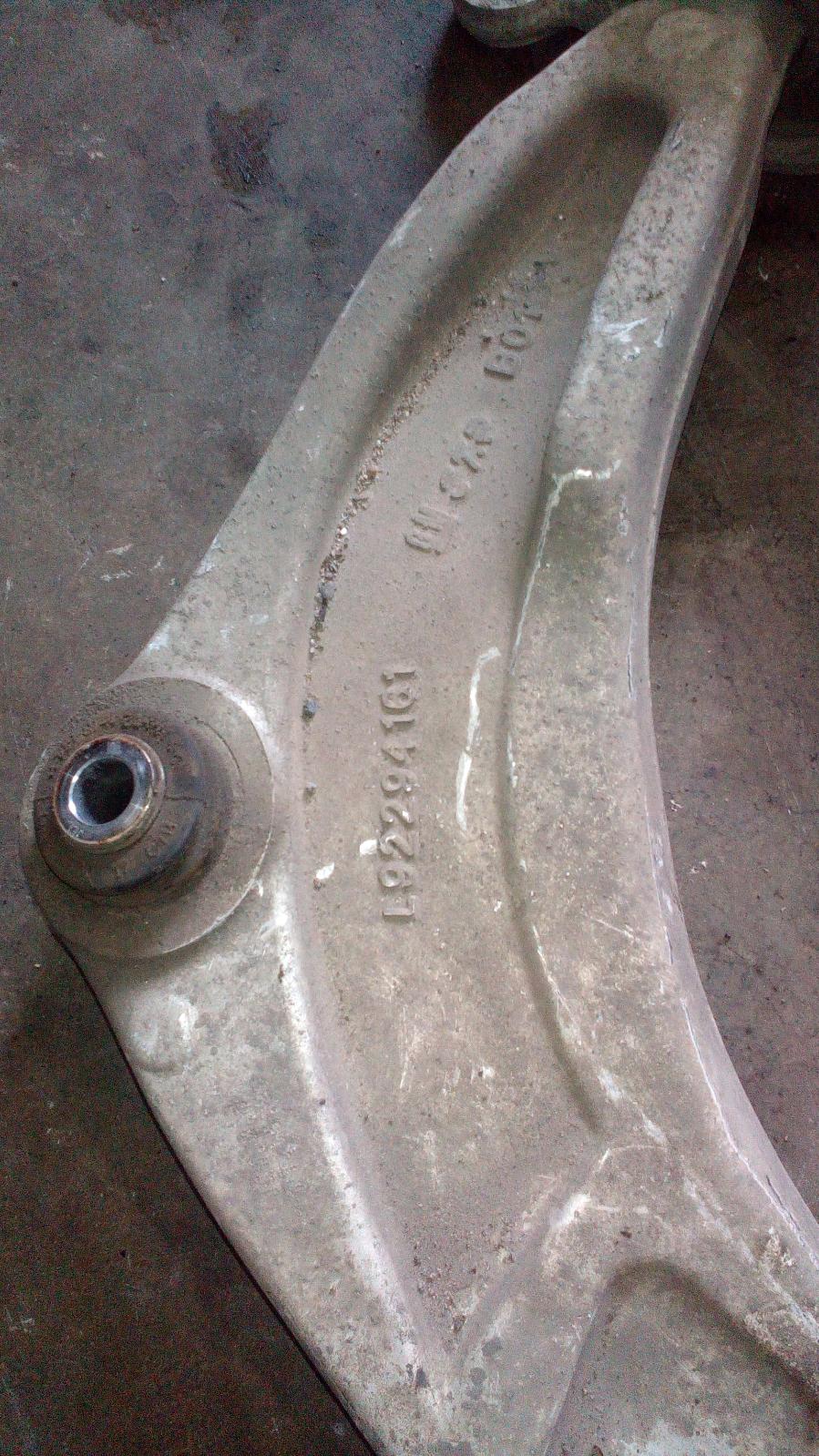 View Auto part Left Rear Trailing Arm Holden Commodore 2014